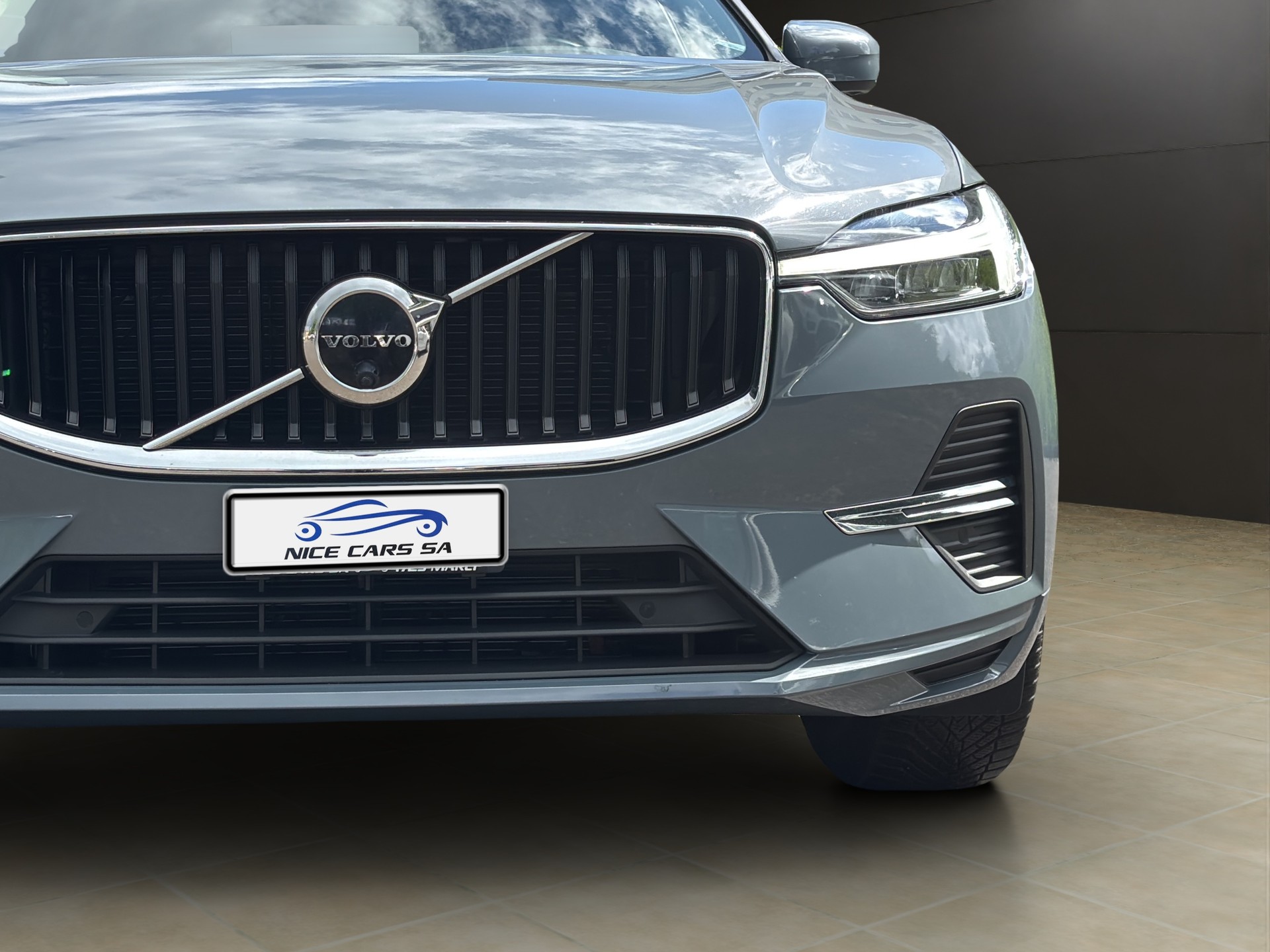 VOLVO XC60 B4 Diesel Mild Hybrid AWD Momentum Geartronic-image-14