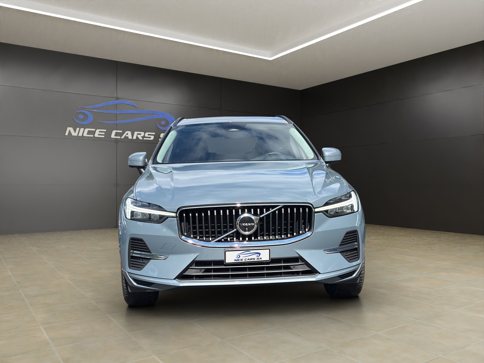 VOLVO XC60 B4 Diesel Mild Hybrid AWD Momentum Geartronic-showroom-element-2