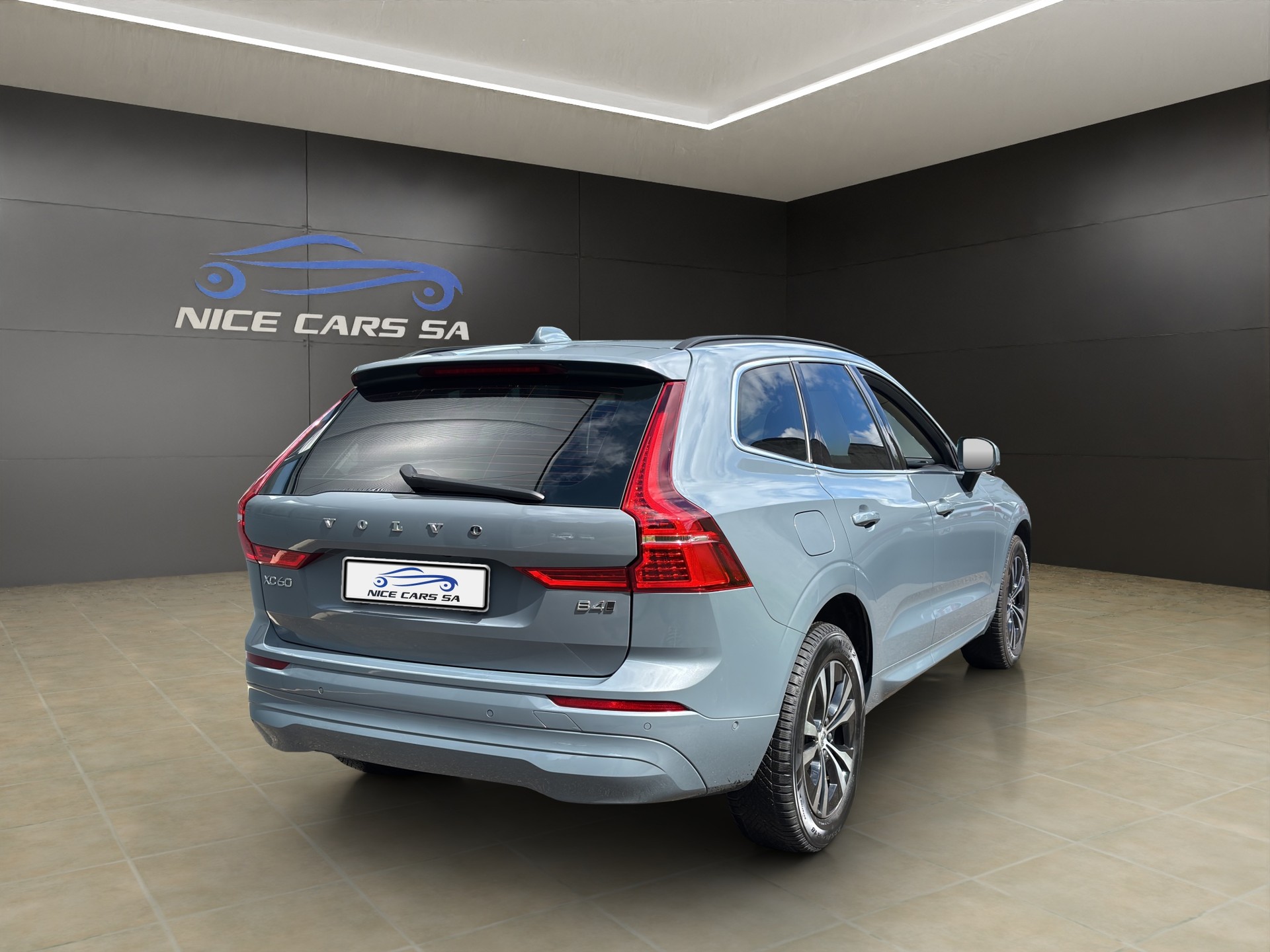 VOLVO XC60 B4 Diesel Mild Hybrid AWD Momentum Geartronic-image-7