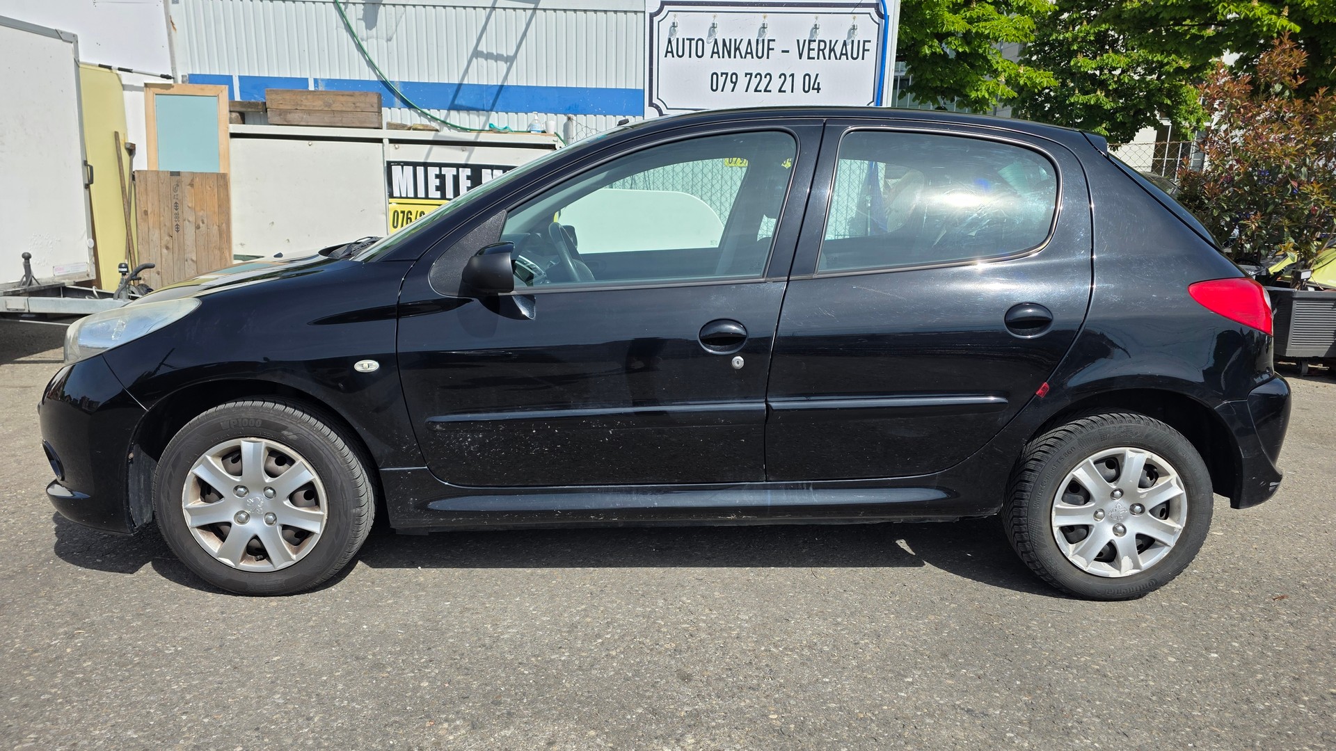 PEUGEOT 206+ 1.4 Trendy-image-7