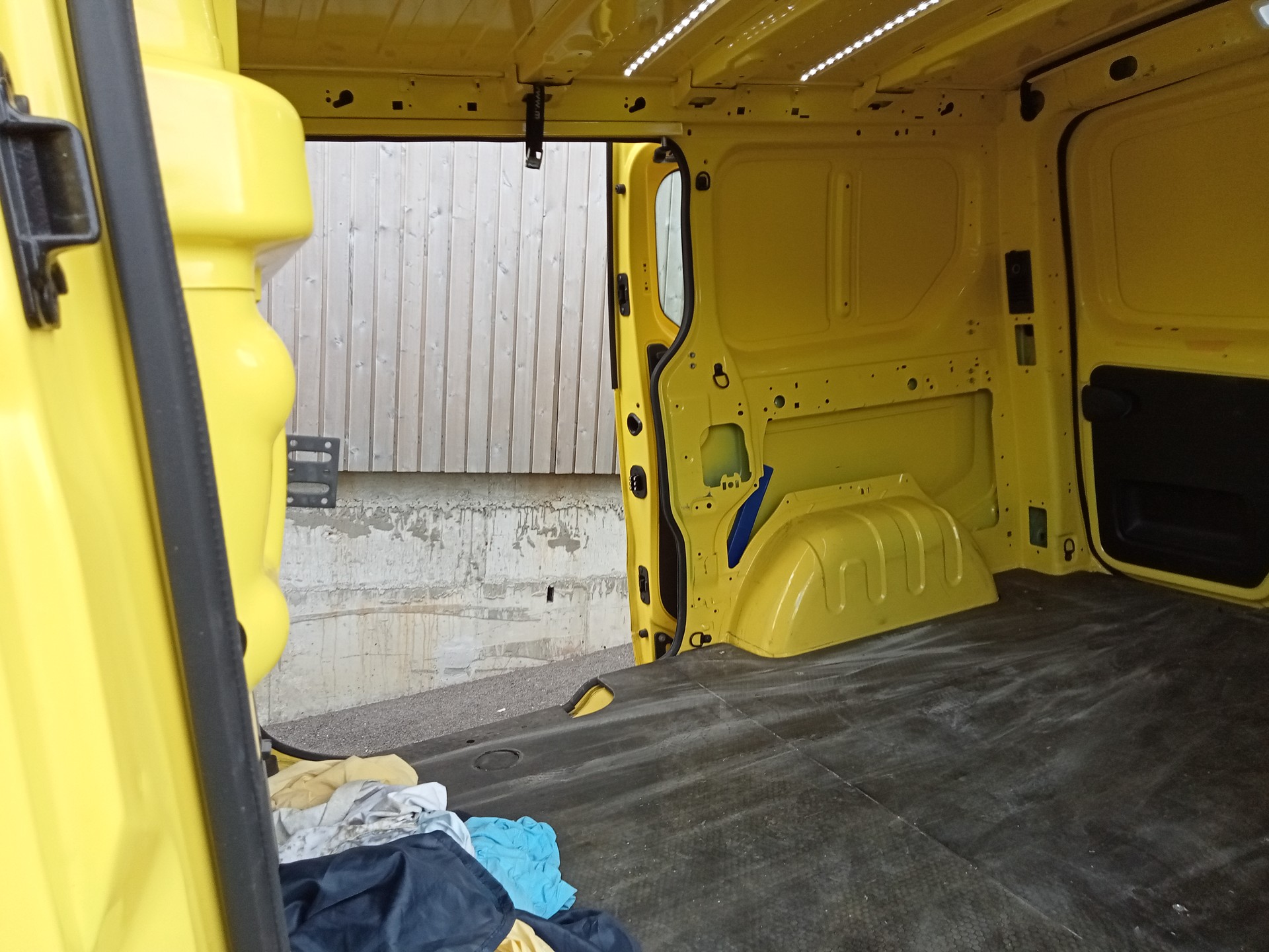 RENAULT Trafic 2.0 Blue dCi110 Advance L1H1 EN-image-2