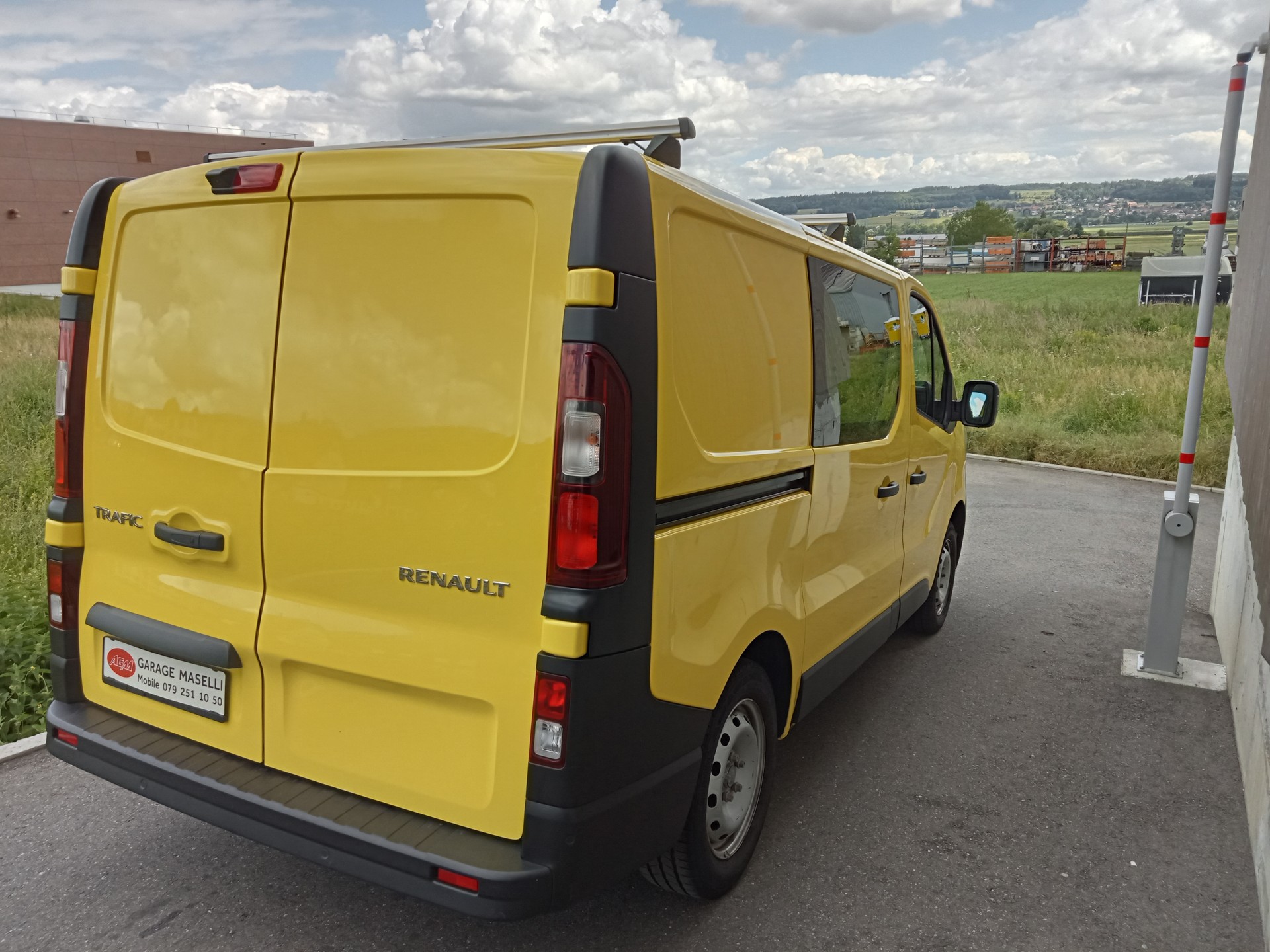 RENAULT Trafic 2.0 Blue dCi110 Advance L1H1 EN-image-5