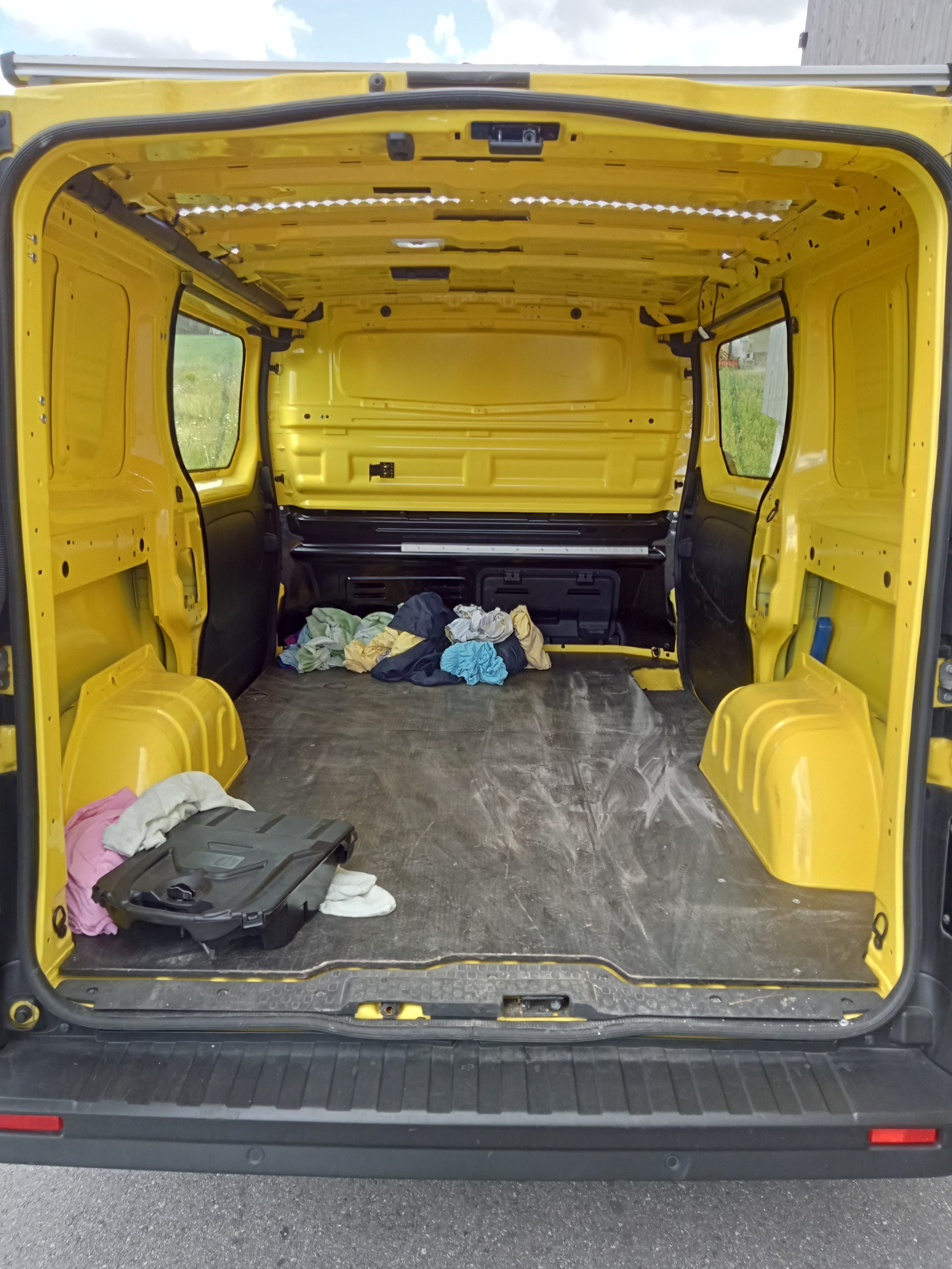 RENAULT Trafic 2.0 Blue dCi110 Advance L1H1 EN-image-4