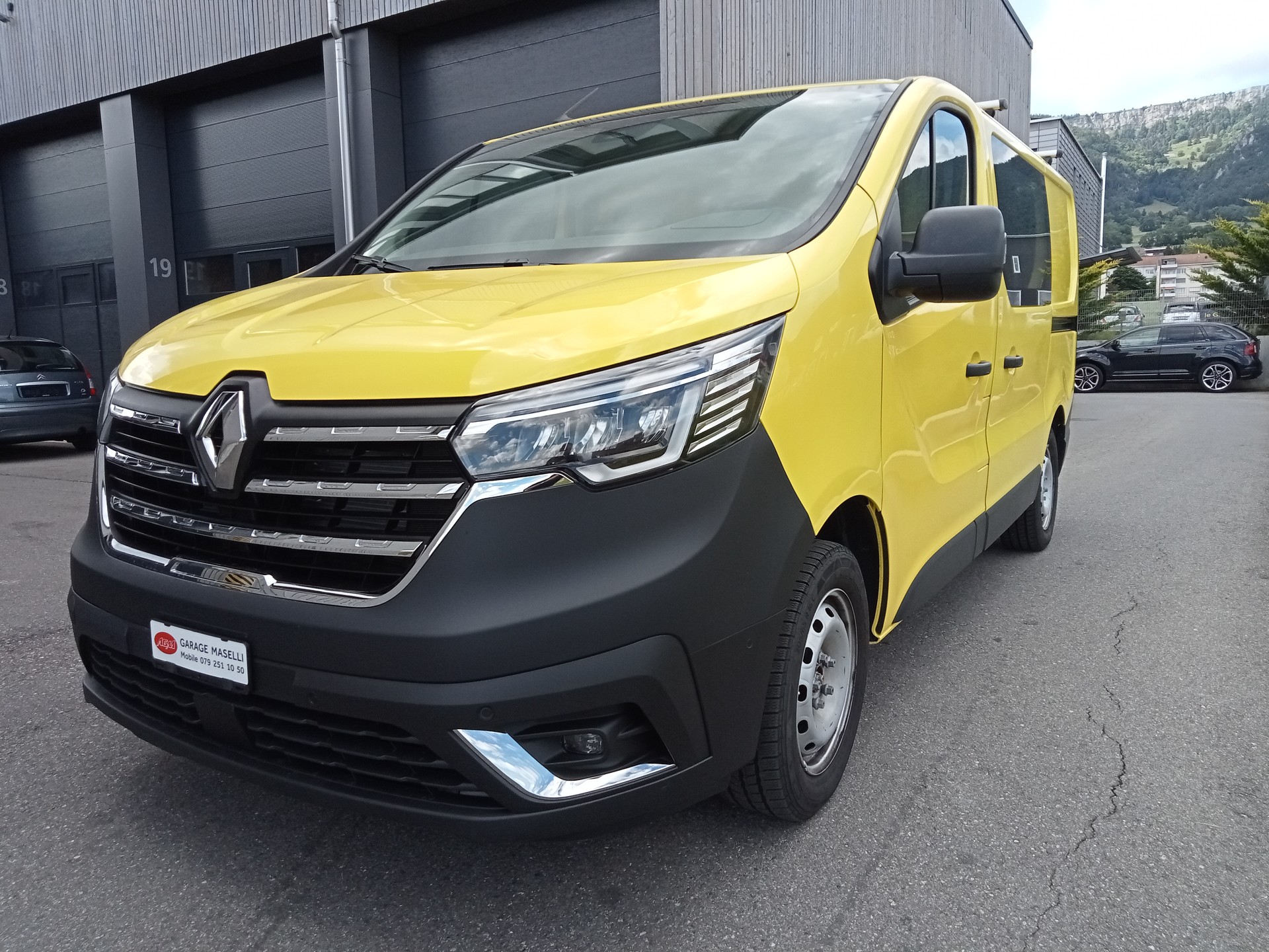 RENAULT Trafic 2.0 Blue dCi110 Advance L1H1 EN-image-6