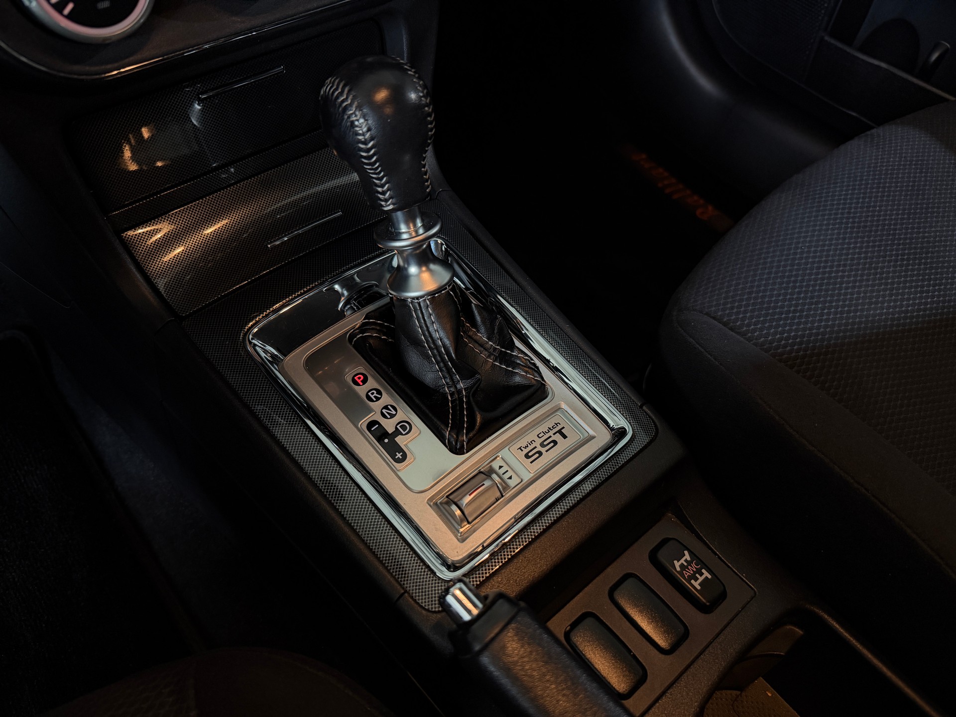 MITSUBISHI Lancer 2.0 Ralliart S 4WD TC-SST-image-10