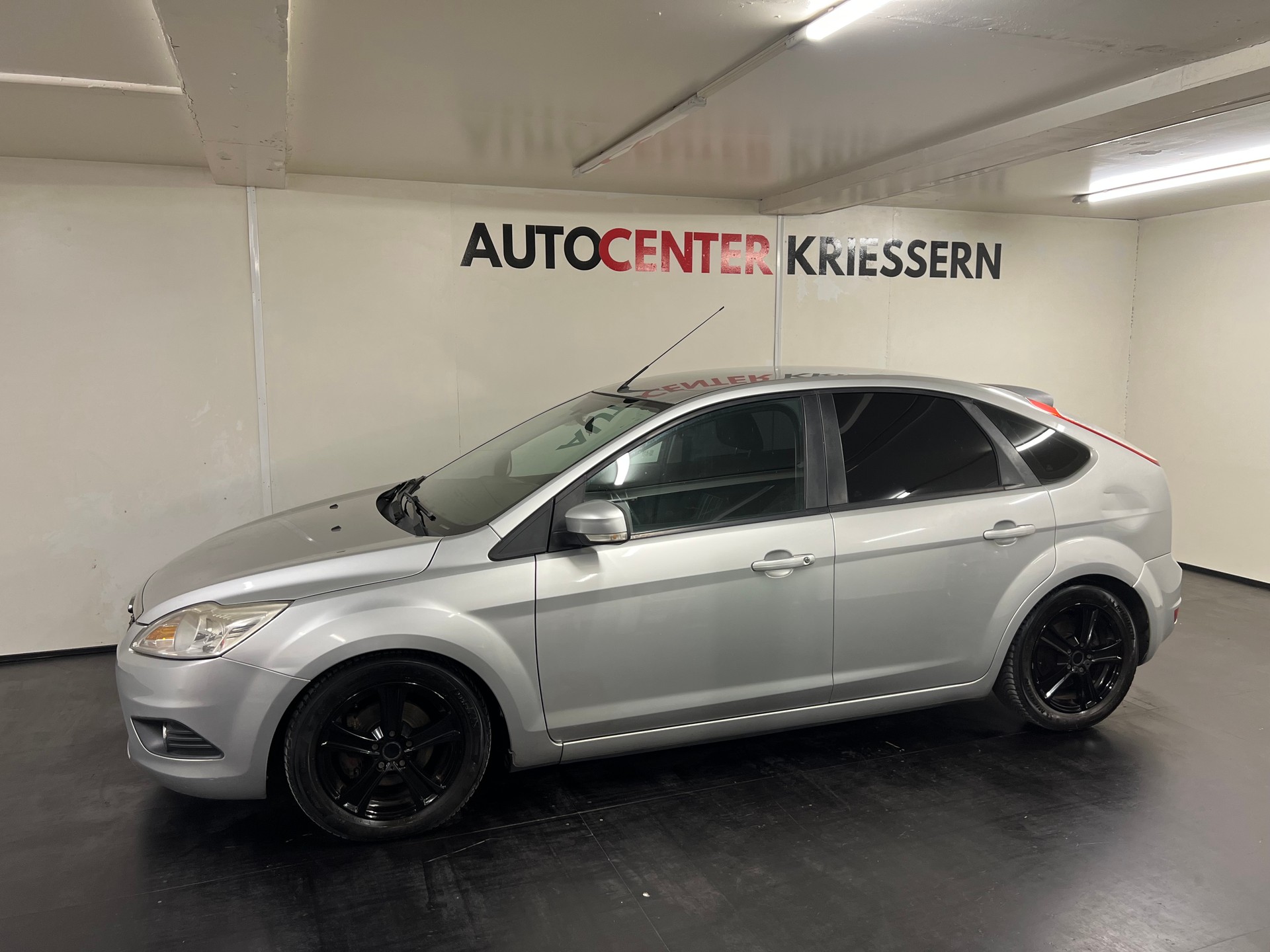 FORD Focus 1.6i VCT Carving-image-7