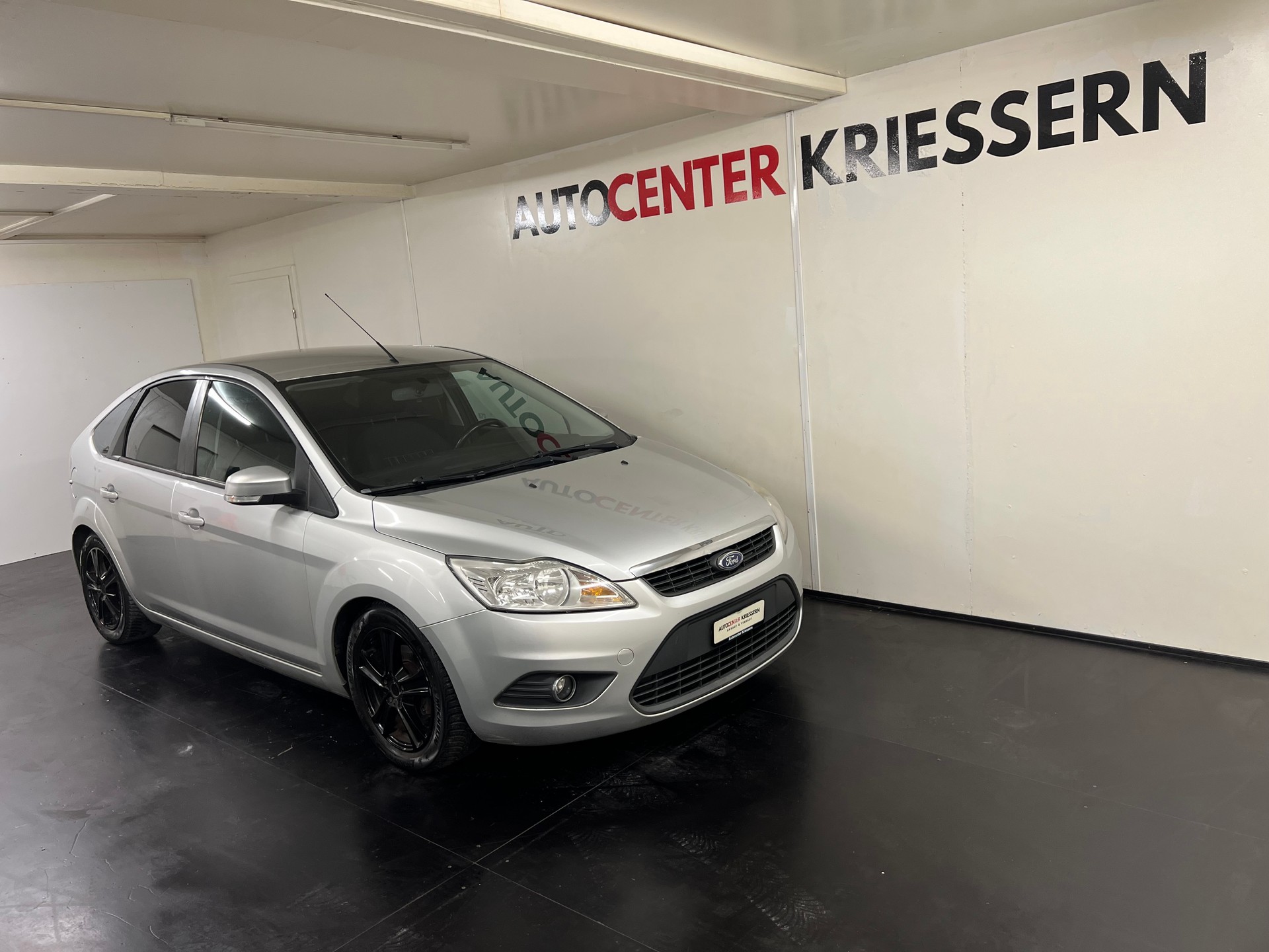 FORD Focus 1.6i VCT Carving-image-2