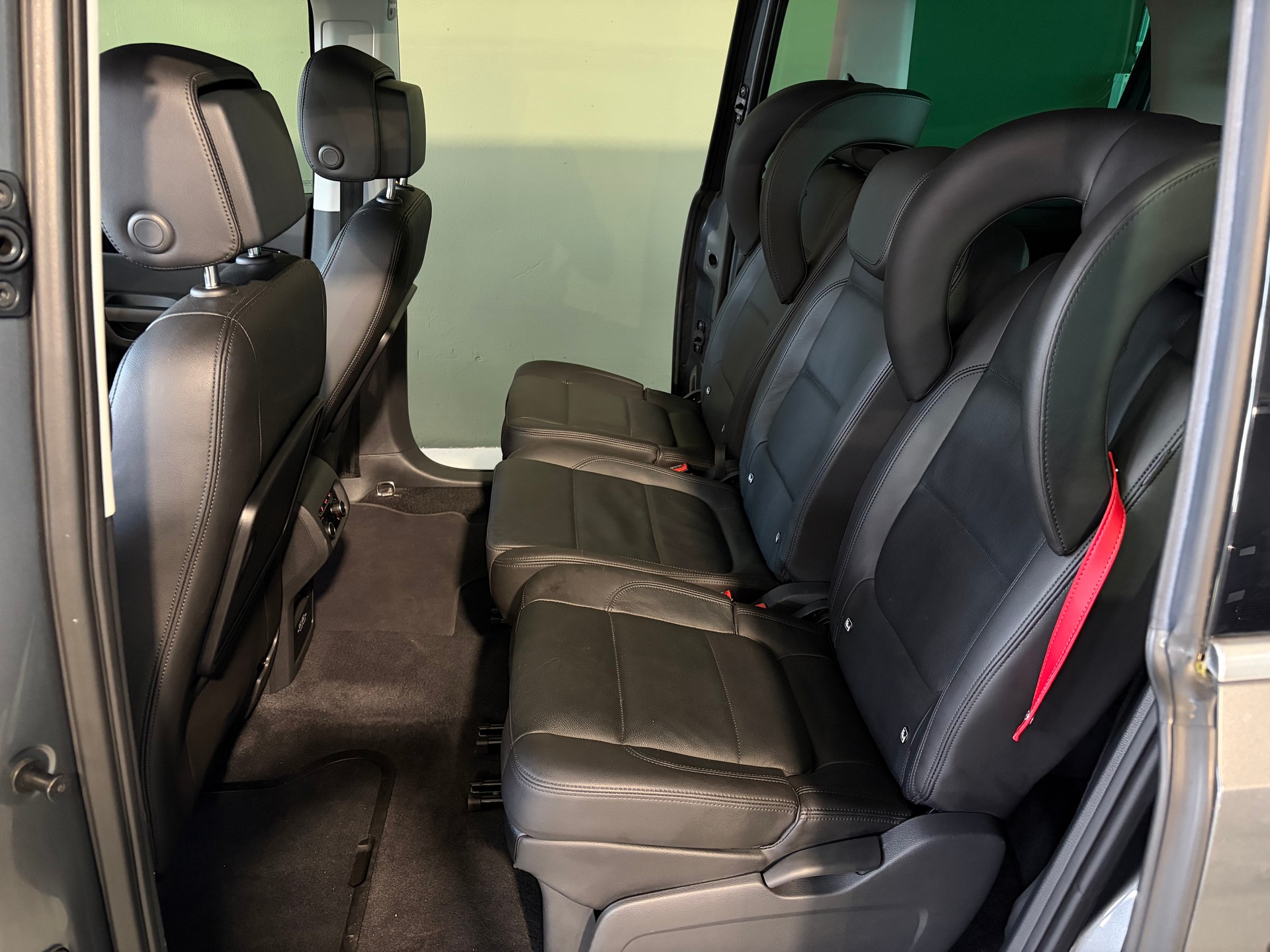 VW Sharan 2.0 TDI BMT Final Edition 4Motion DSG*7Plätzer*2 Kindersitze*Anhängerkupplung*-image-8