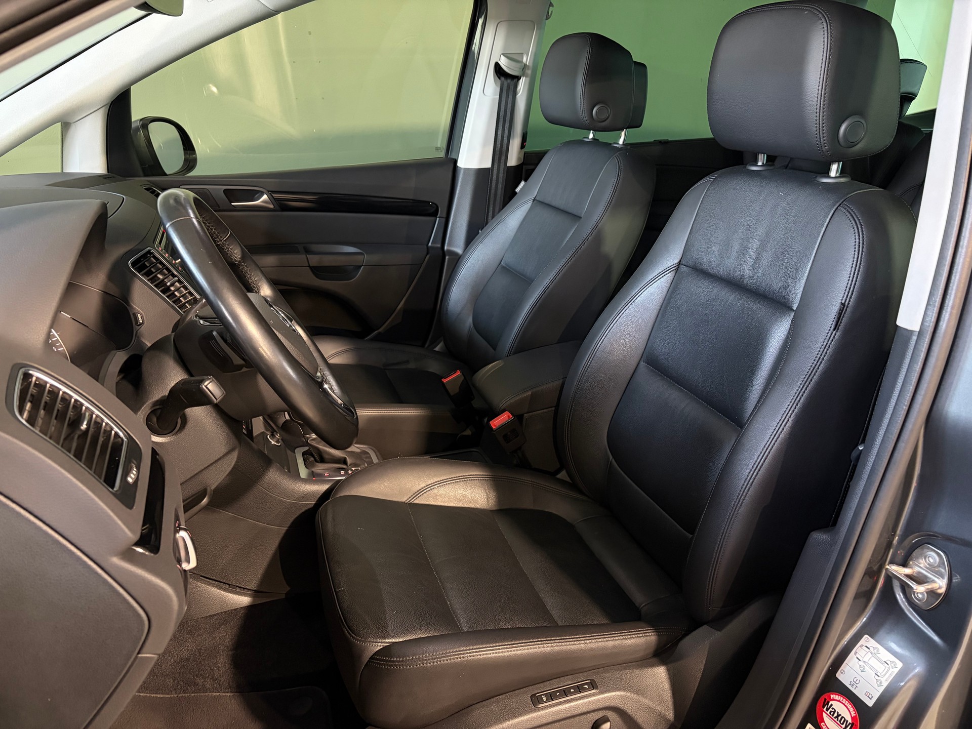 VW Sharan 2.0 TDI BMT Final Edition 4Motion DSG*7Plätzer*2 Kindersitze*Anhängerkupplung*-image-7