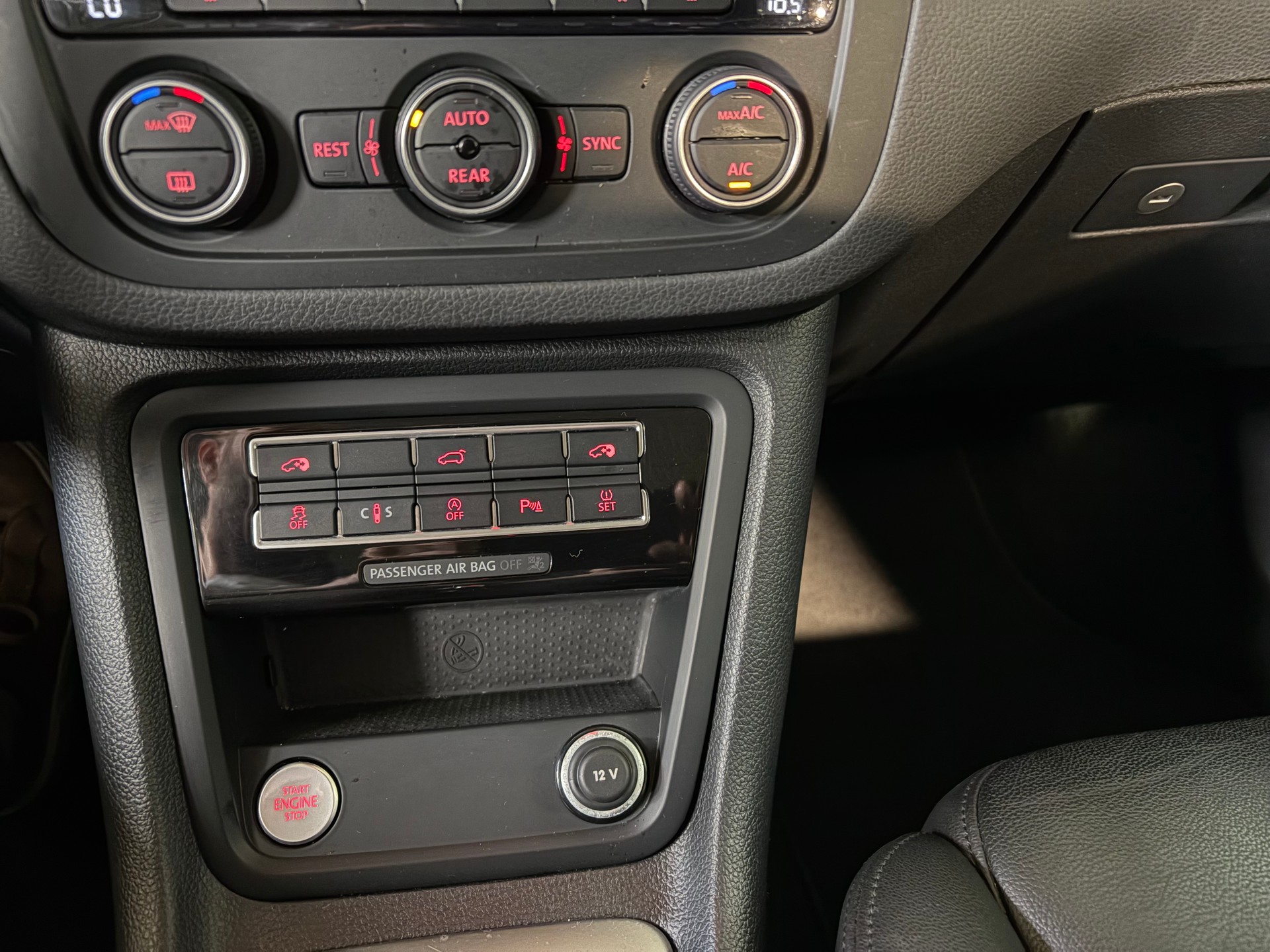 VW Sharan 2.0 TDI BMT Final Edition 4Motion DSG*7Plätzer*2 Kindersitze*Anhängerkupplung*-image-19