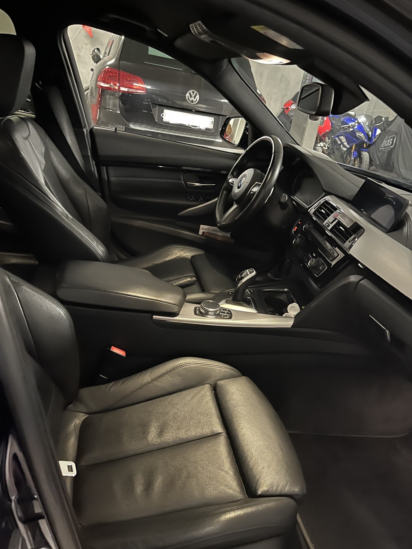 BMW 340i xDrive Touring Power & Sound Steptronic-image-4