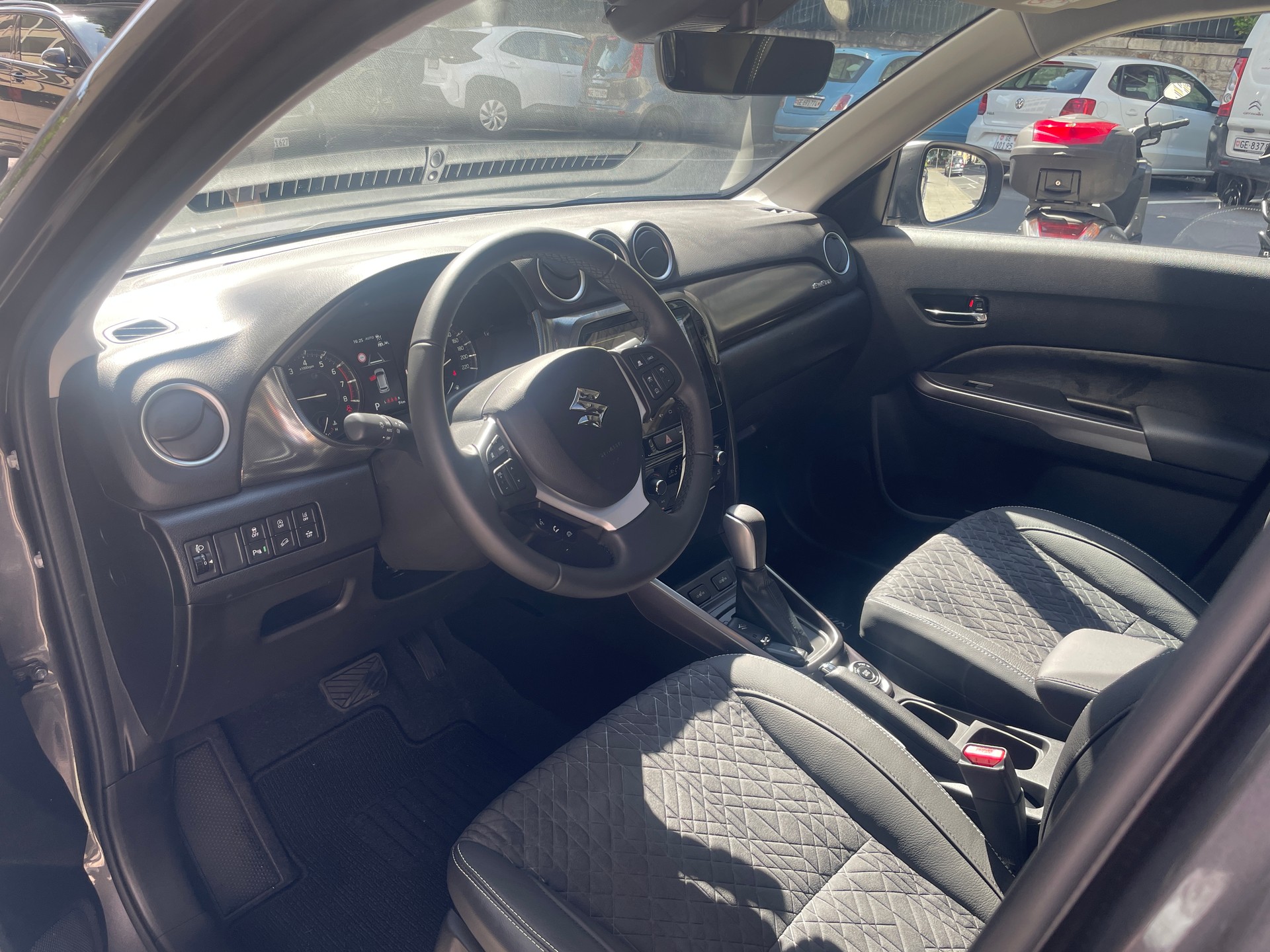 SUZUKI Vitara 1.4 Compact TopH.A-image-3