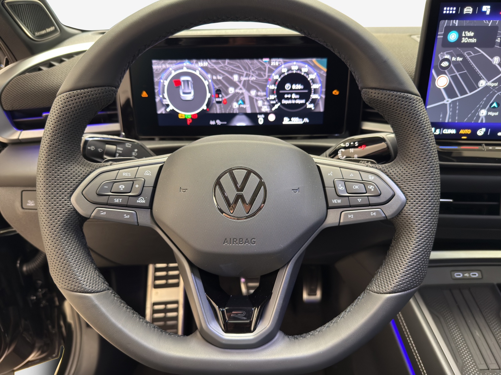 VW T-Roc 1.5 eTSI mHEV R-Line DSG-image-9