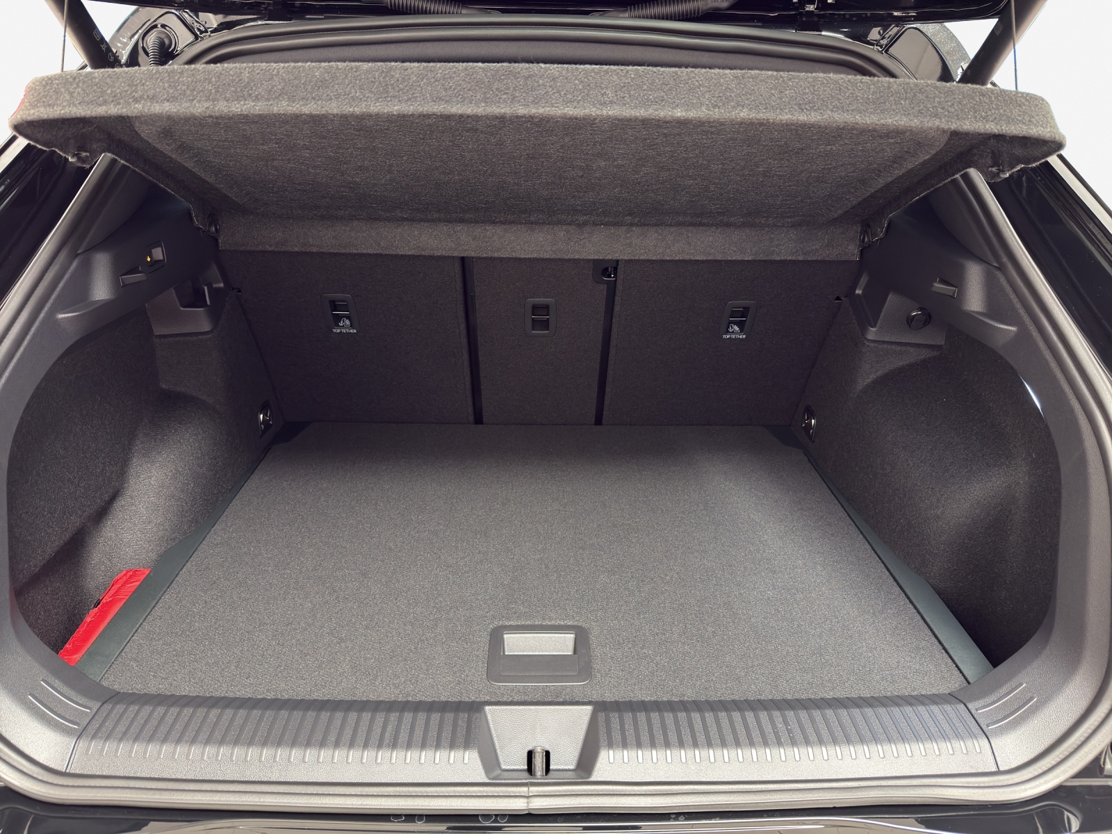 VW T-Roc 1.5 eTSI mHEV R-Line DSG-image-12