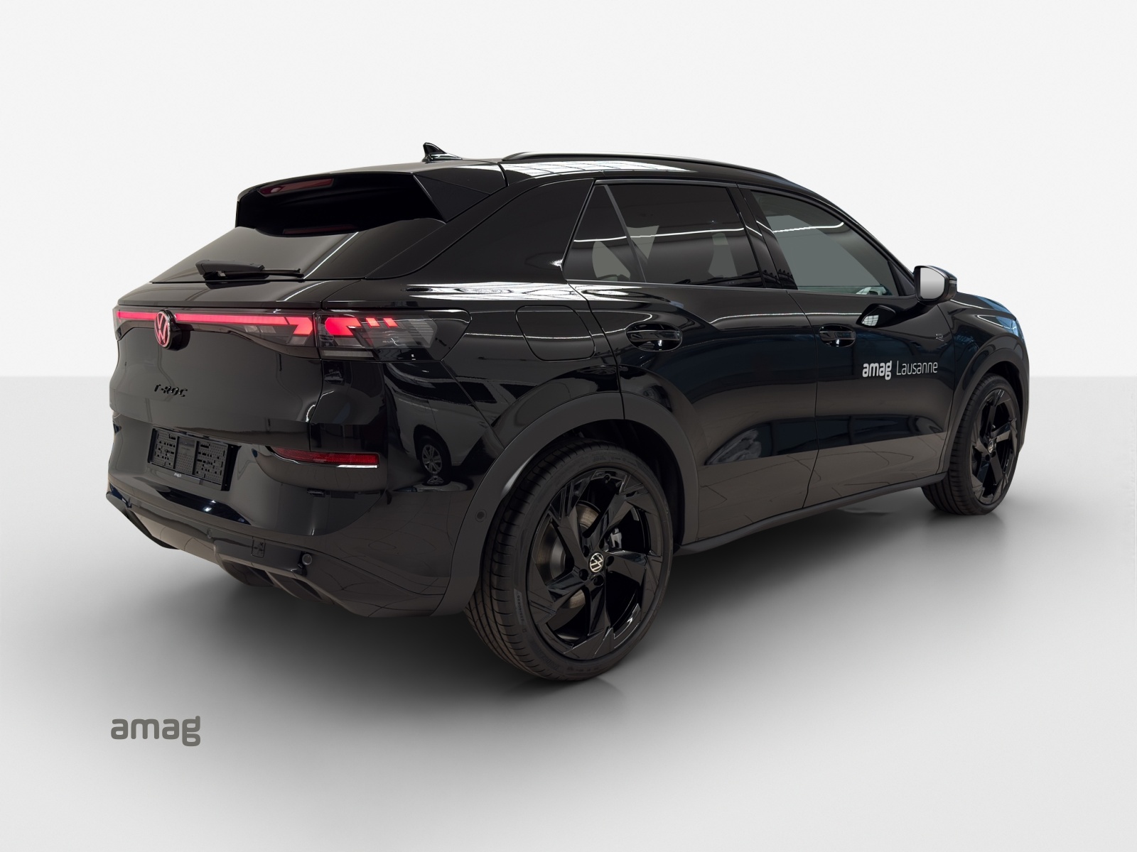 VW T-Roc 1.5 eTSI mHEV R-Line DSG-image-4
