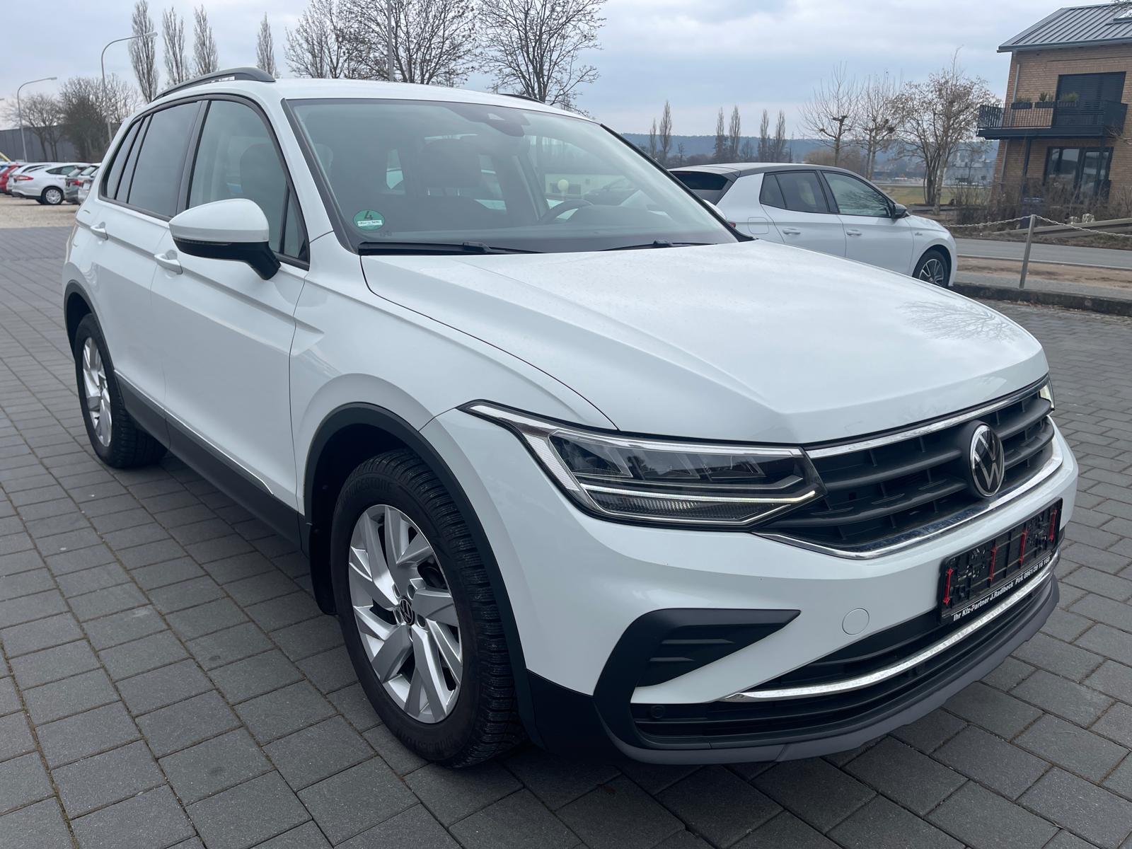 VW Tiguan 1.5TSI Evo Life DSG-showroom-element-2