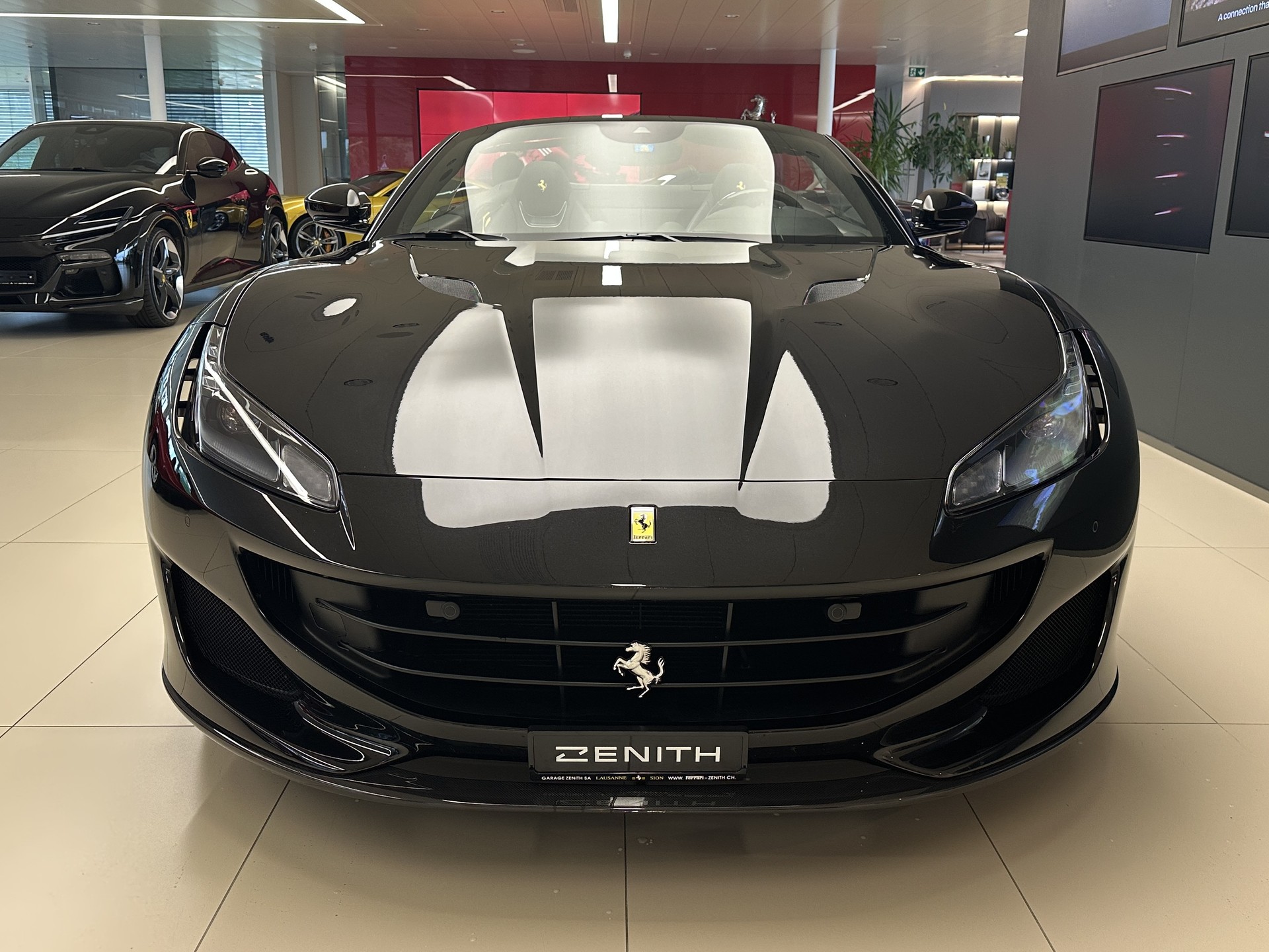 FERRARI Portofino 3.9 V8 T-image-1