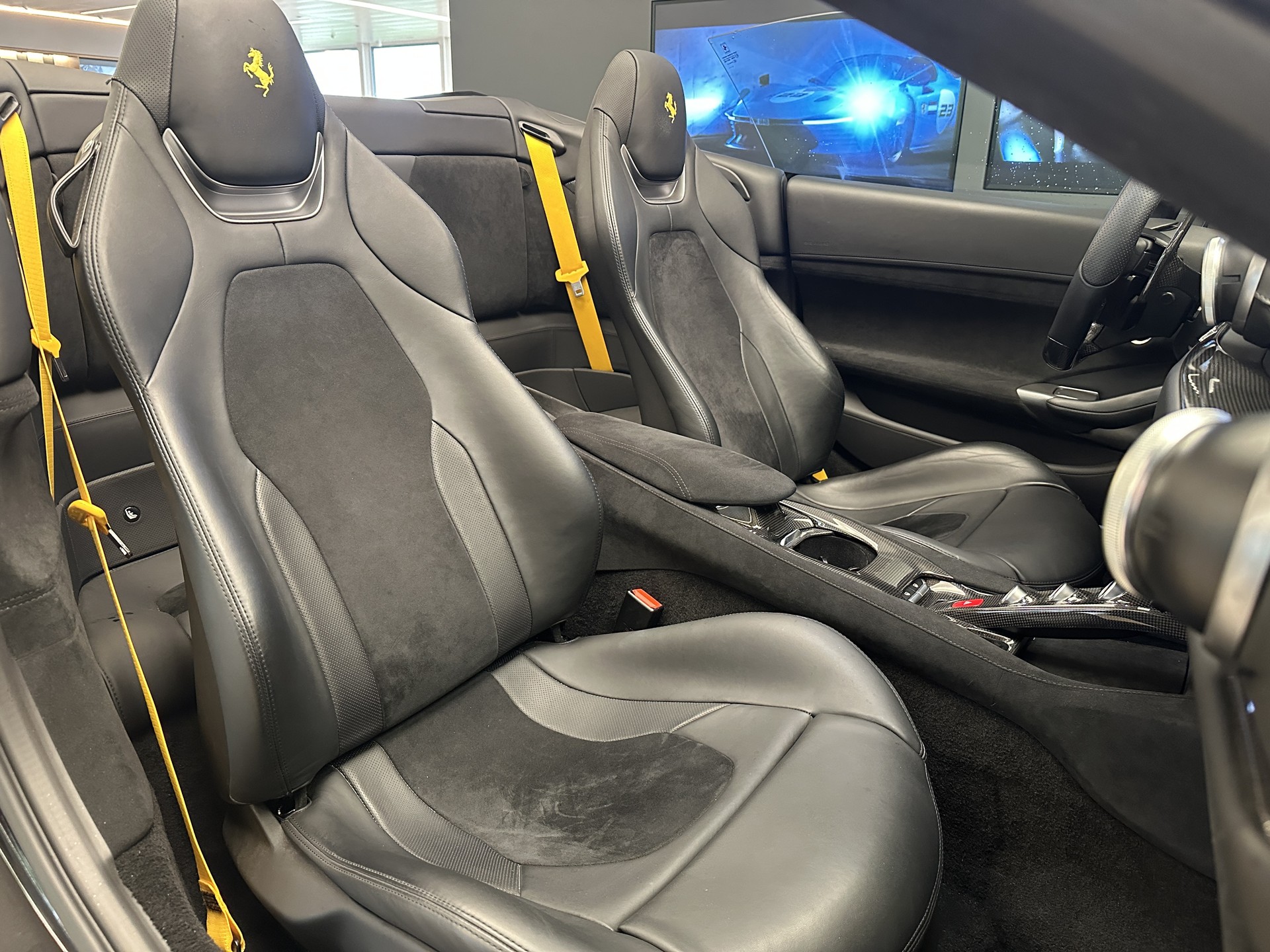 FERRARI Portofino 3.9 V8 T-image-9