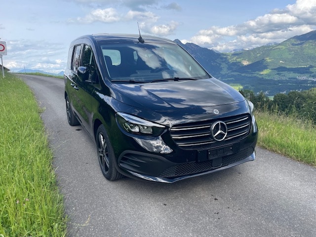 MERCEDES-BENZ T-Klasse 180 Progressive Automat-image-2