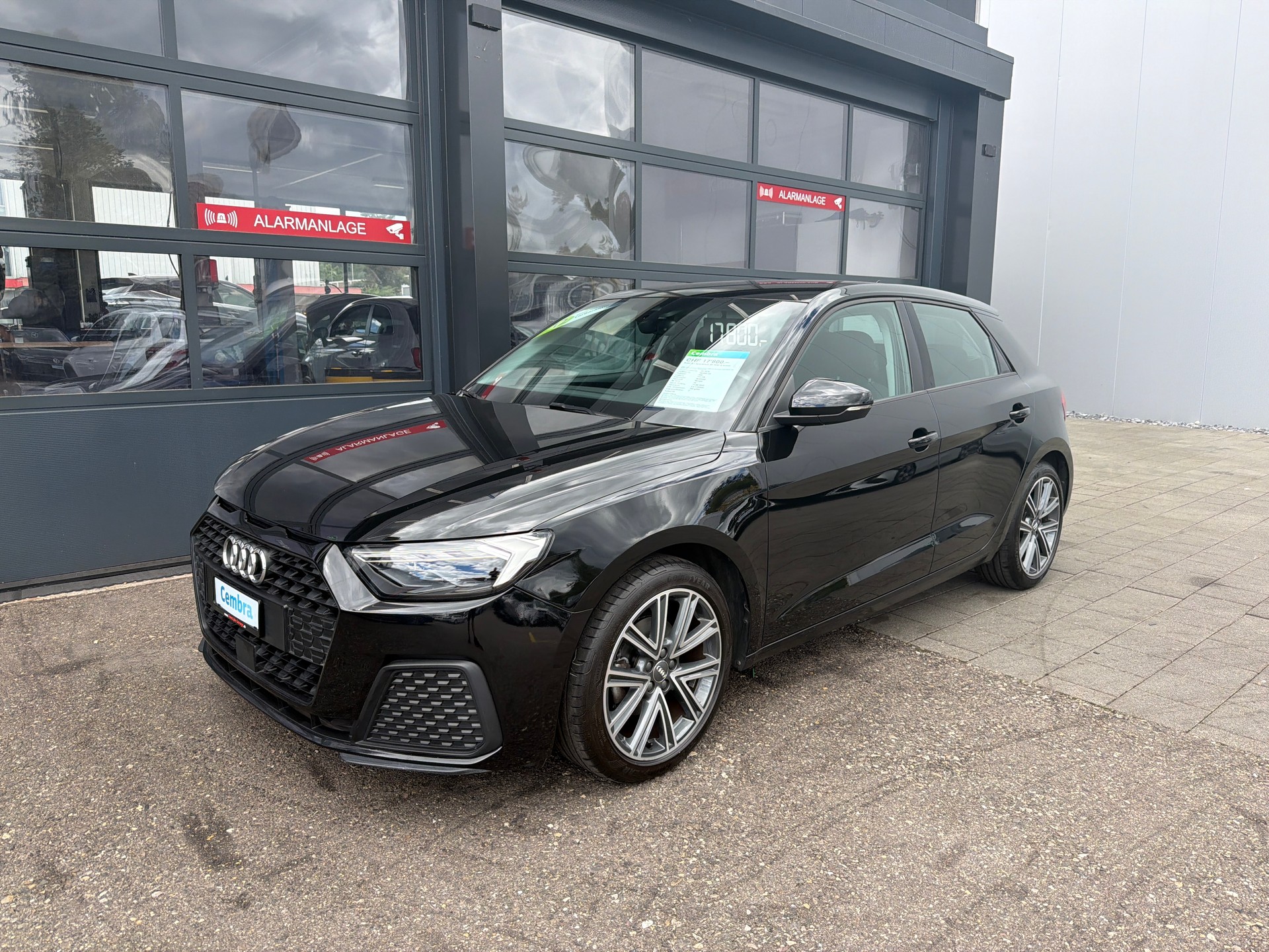 AUDI A1 Sportback 30 TFSI S-tronic-showroom-element-1