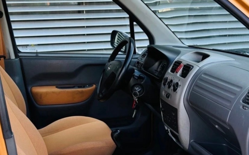 OPEL Agila 1.2 16V Color Edition-image-5