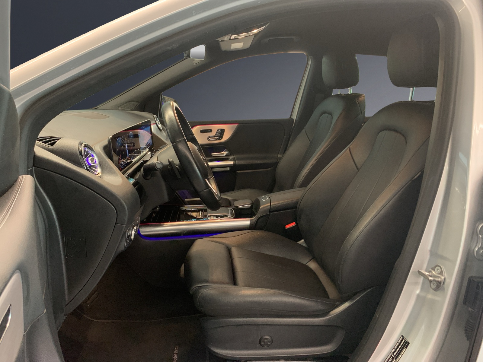 MERCEDES-BENZ B 220 4Matic Style-image-5