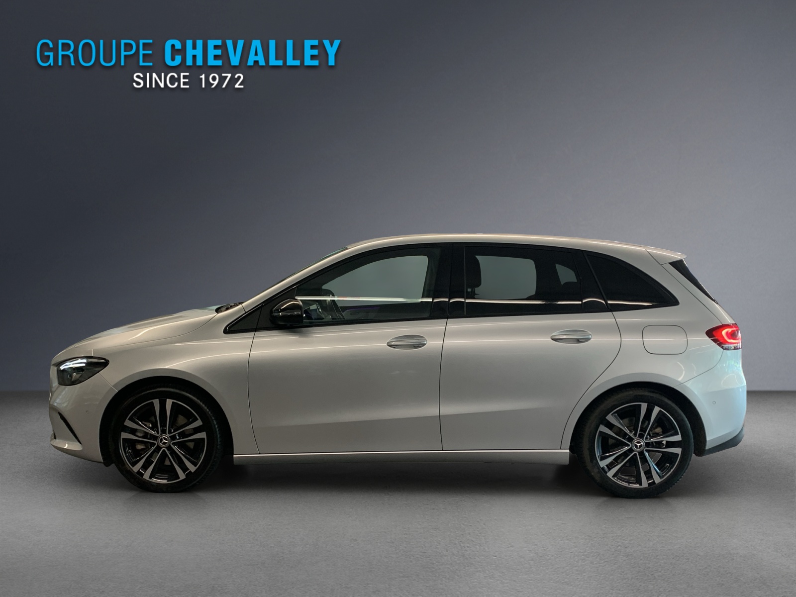 MERCEDES-BENZ B 220 4Matic Style-showroom-element-3