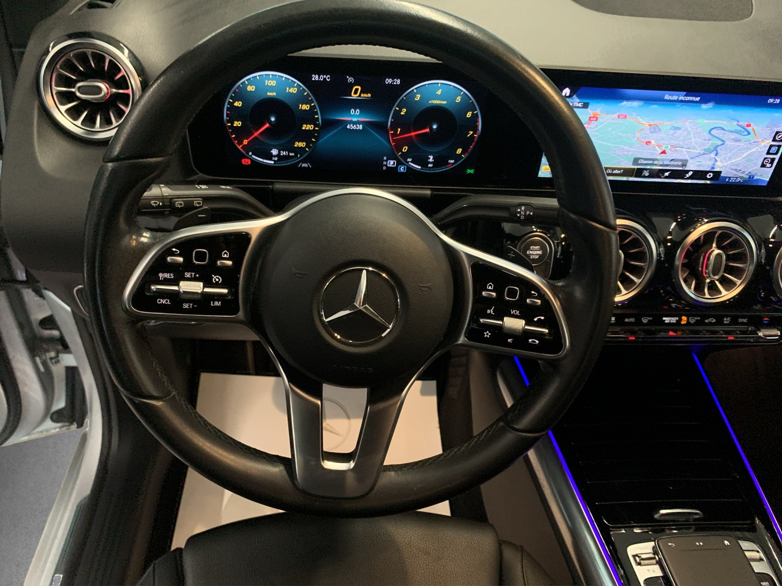 MERCEDES-BENZ B 220 4Matic Style-image-8