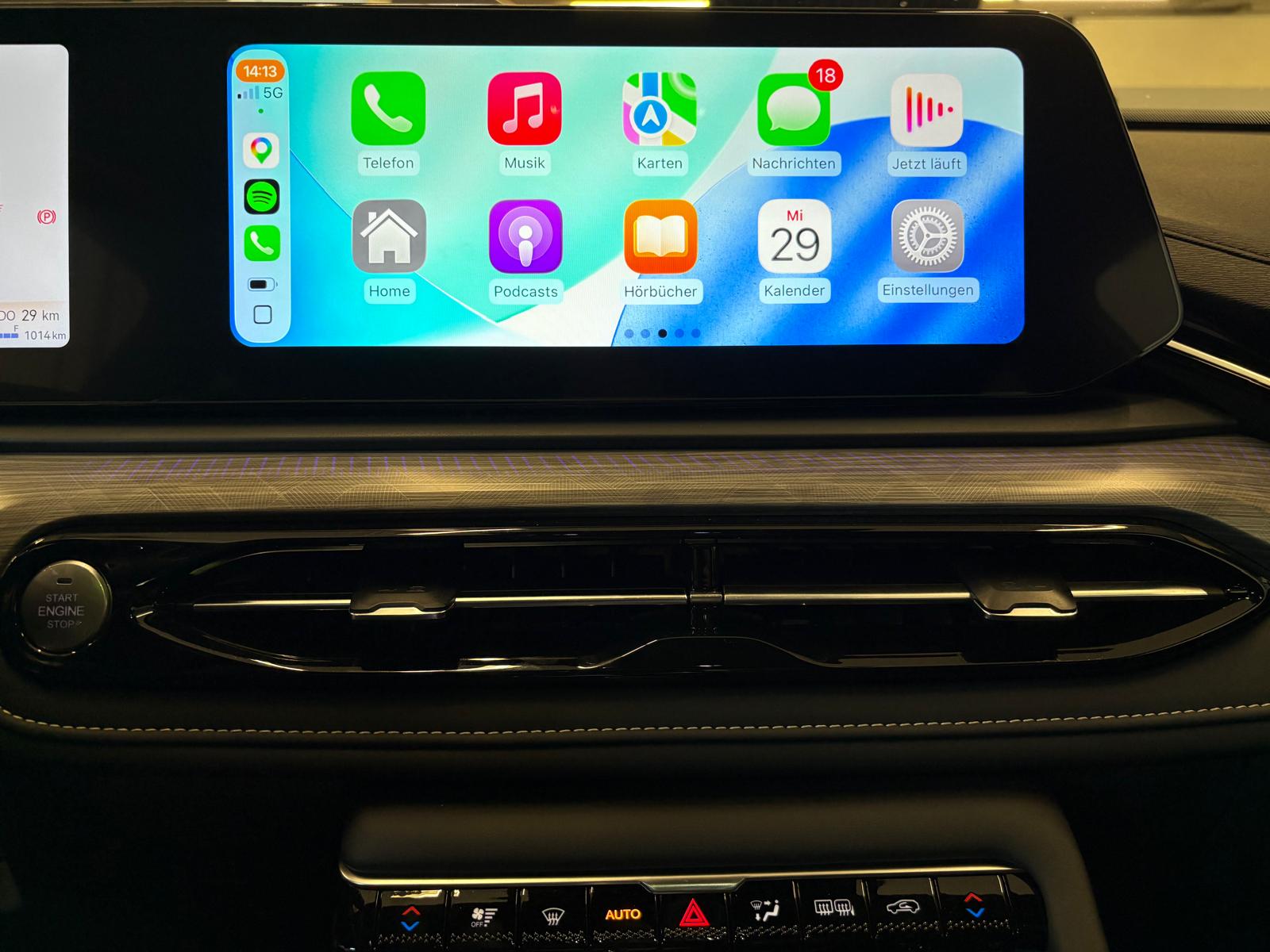 JAC JS6 1.5 PHEV-image-24