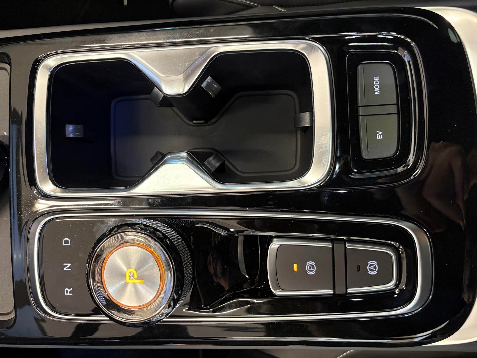 JAC JS6 1.5 PHEV-image-21