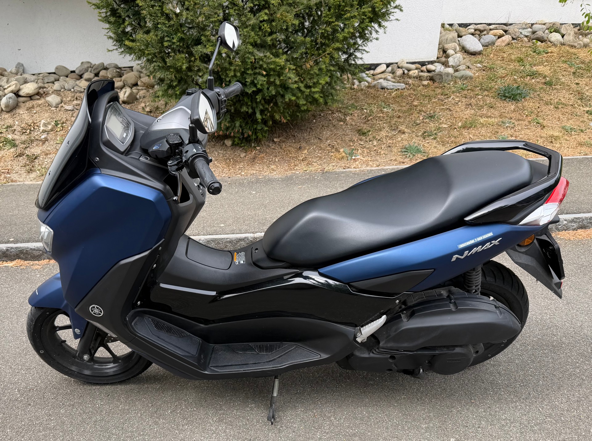 YAMAHA N-Max GPD 125-image-1