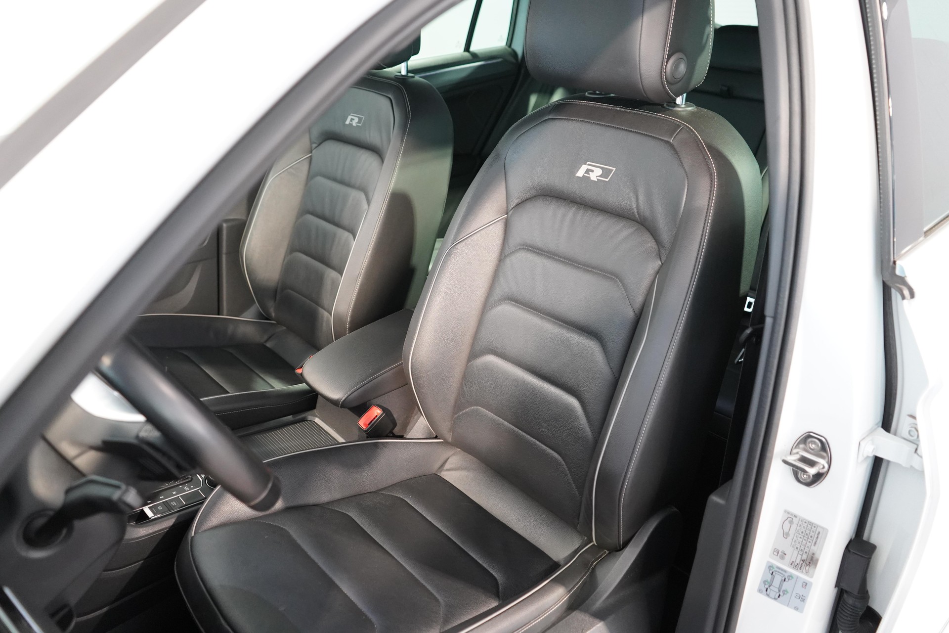 VW Tiguan 2.0 TSI Highline DSG-image-5