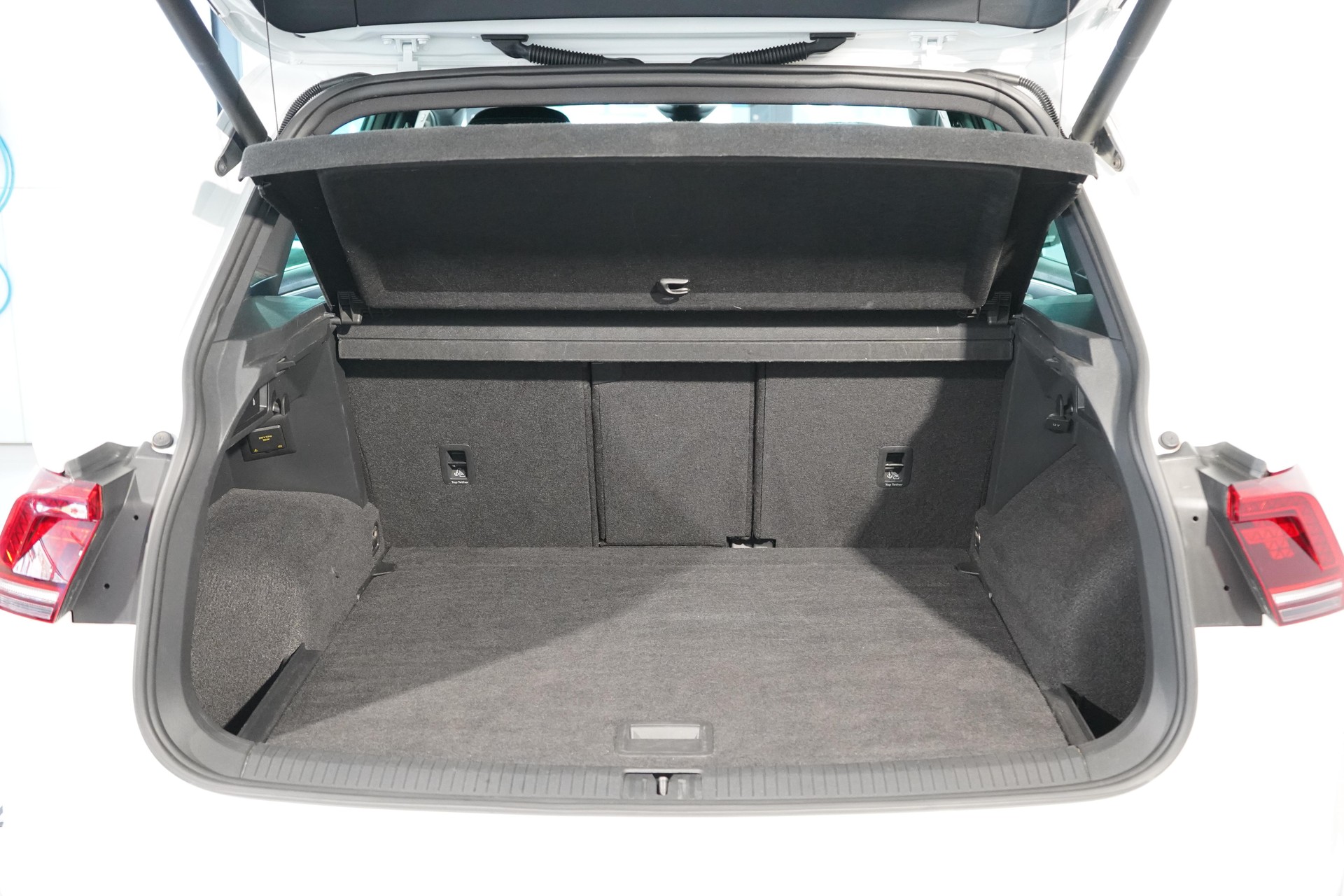 VW Tiguan 2.0 TSI Highline DSG-image-4
