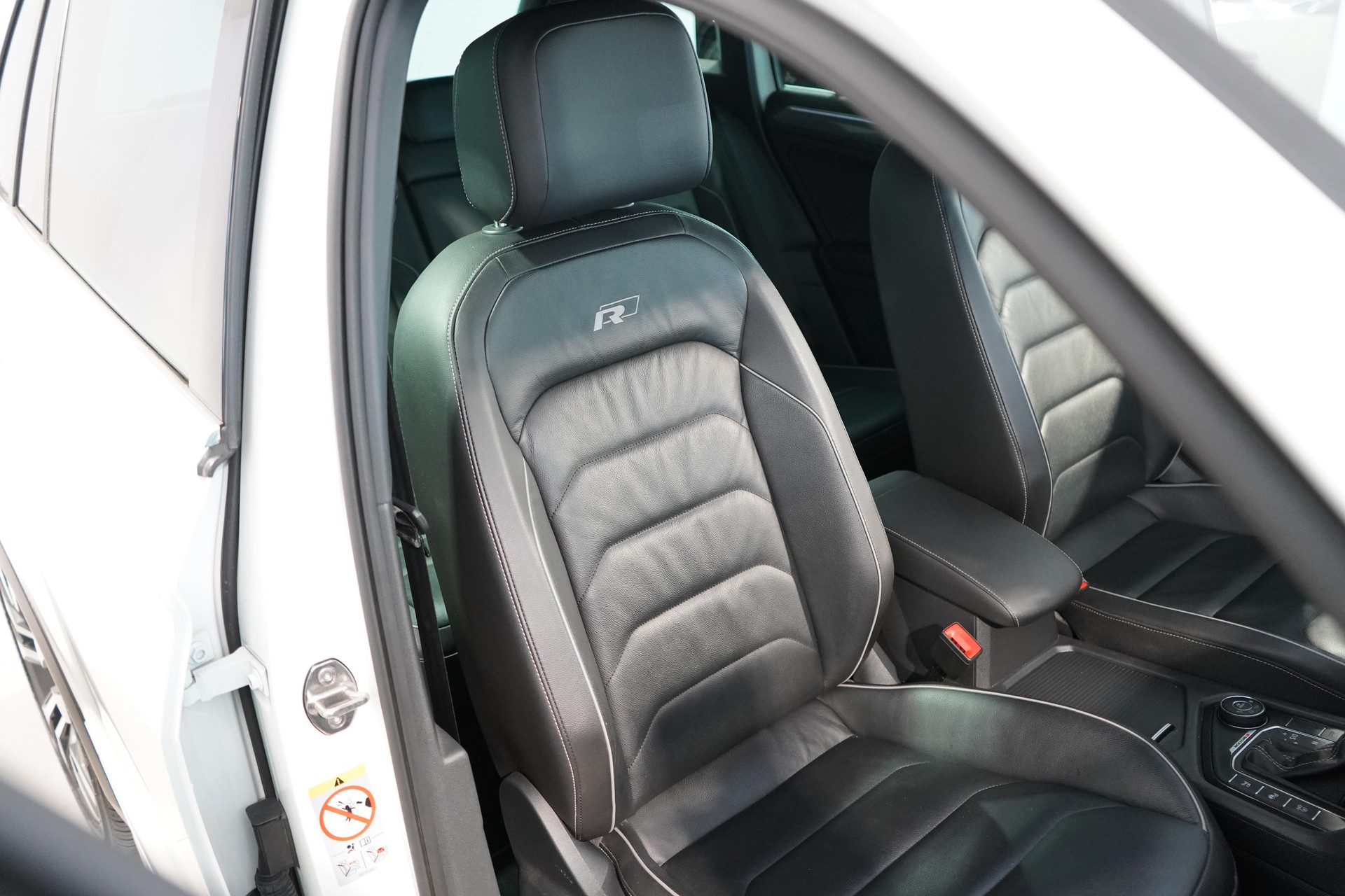 VW Tiguan 2.0 TSI Highline DSG-image-6