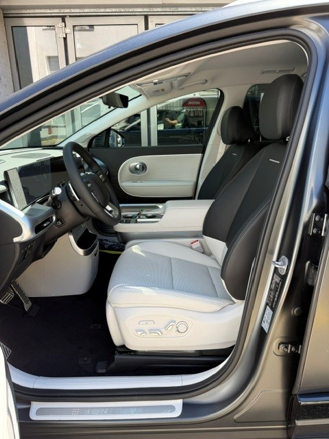 HYUNDAI Ioniq 9 Vertex 4WD-image-13