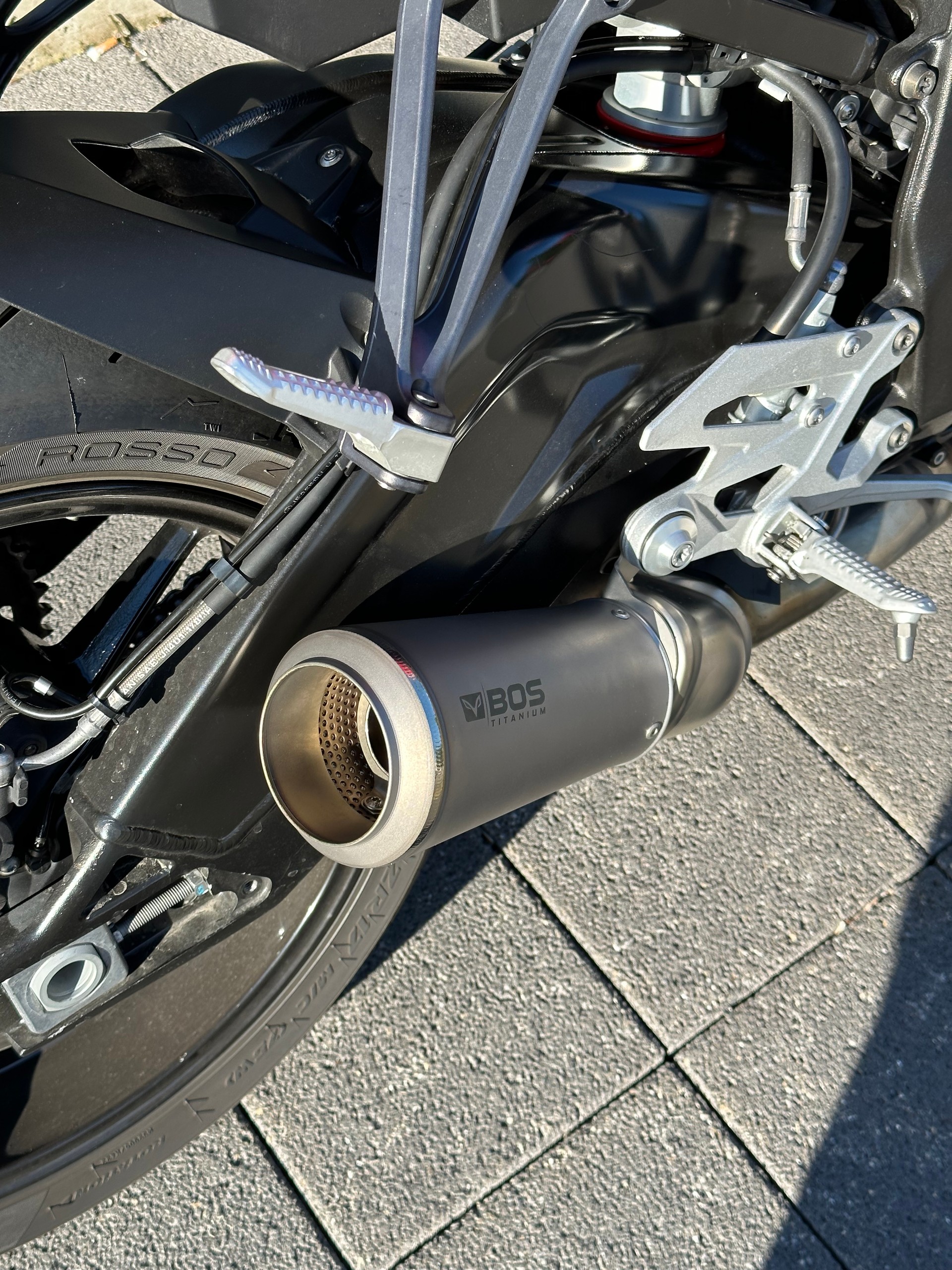 BMW S 1000 R ABS-image-3