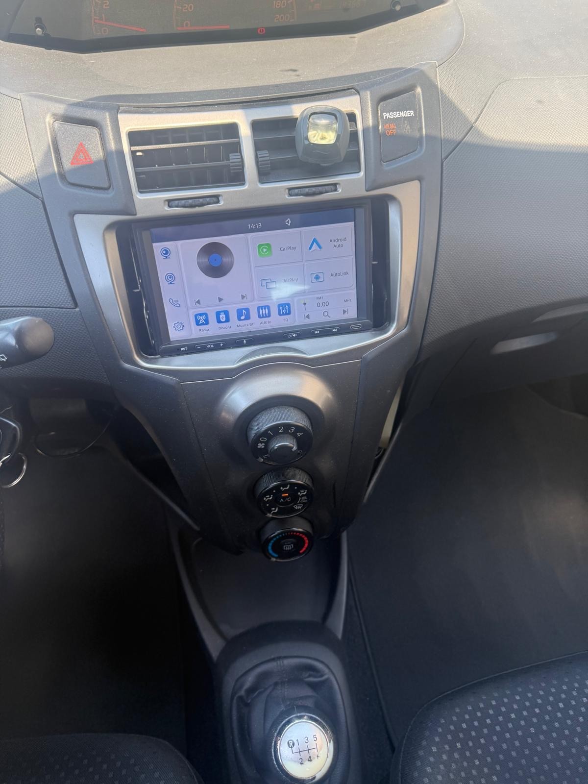 TOYOTA Yaris 1.33 S-image-8
