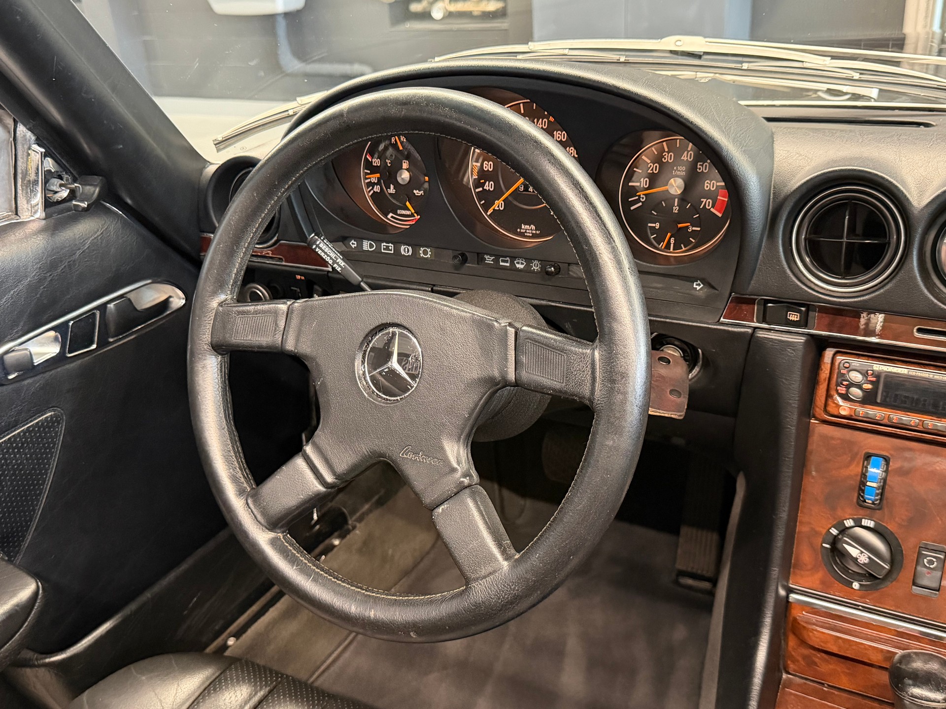 MERCEDES-BENZ 300 SL Automatic-image-22