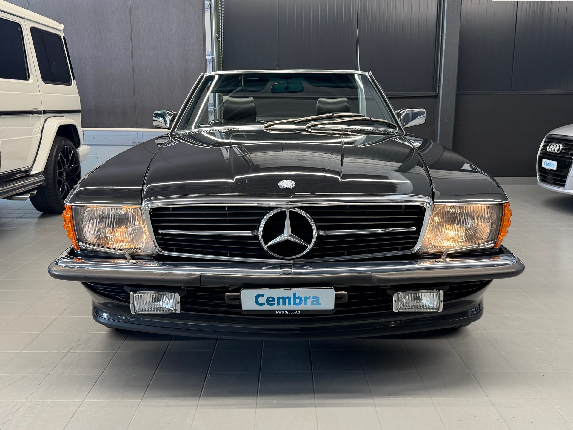 MERCEDES-BENZ 300 SL Automatic-showroom-element-2