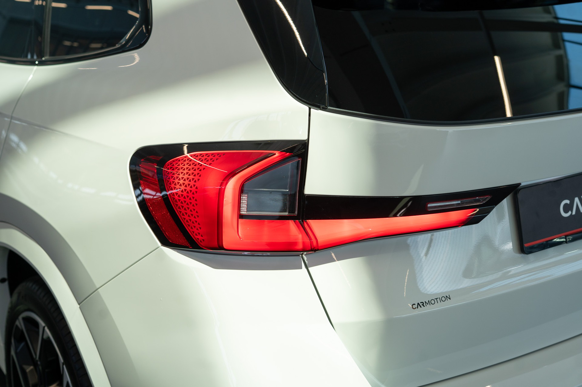 BMW X1 M35i M Sport Pro / Head-Up / Harman Kardon Sound / 360° Kamera-image-23
