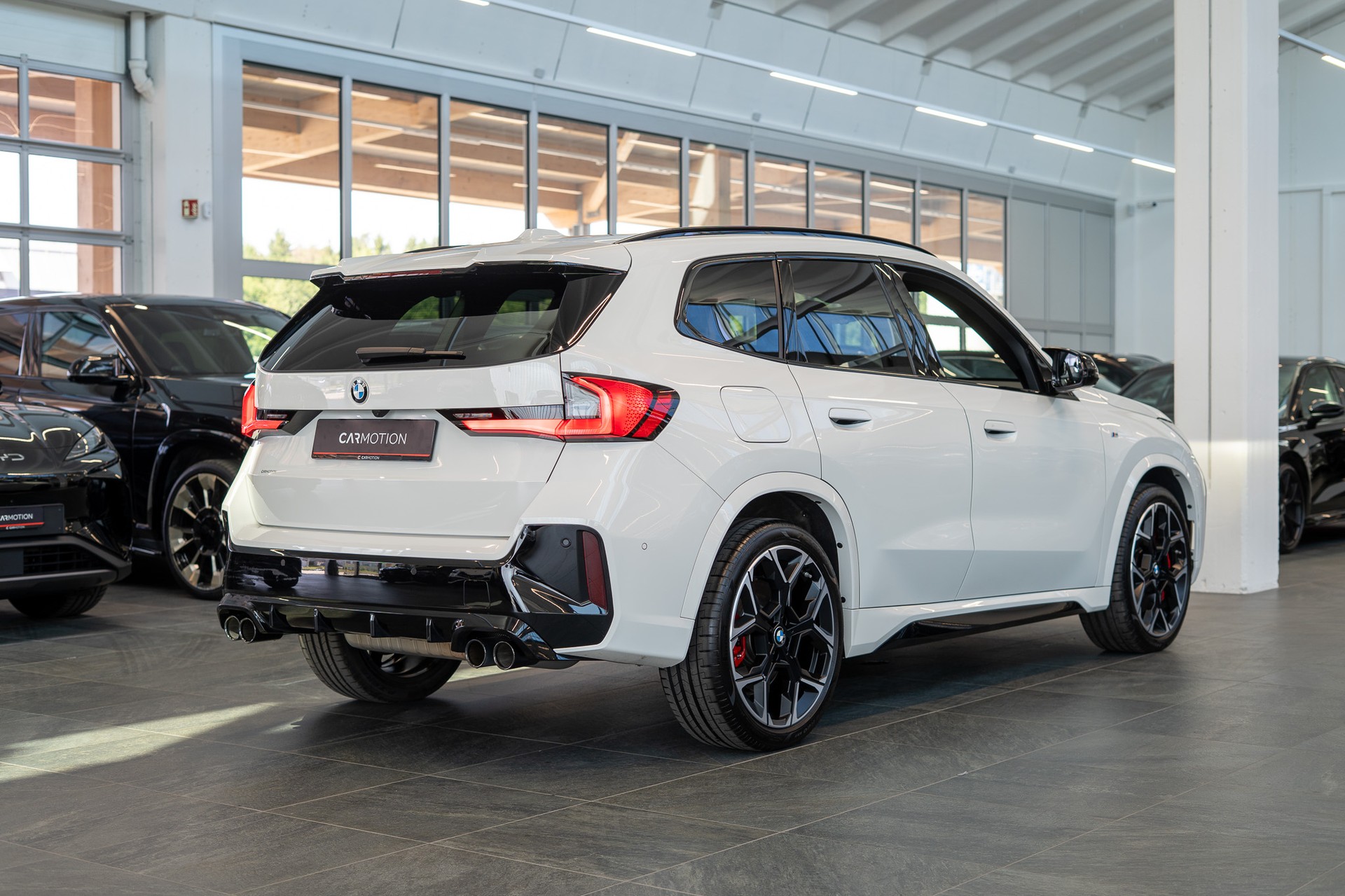 BMW X1 M35i M Sport Pro / Head-Up / Harman Kardon Sound / 360° Kamera-image-6