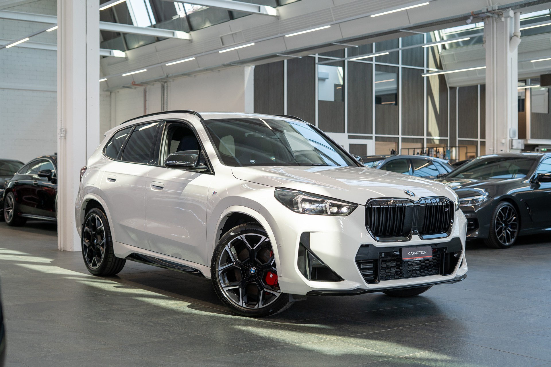 BMW X1 M35i M Sport Pro / Head-Up / Harman Kardon Sound / 360° Kamera-showroom-element-2