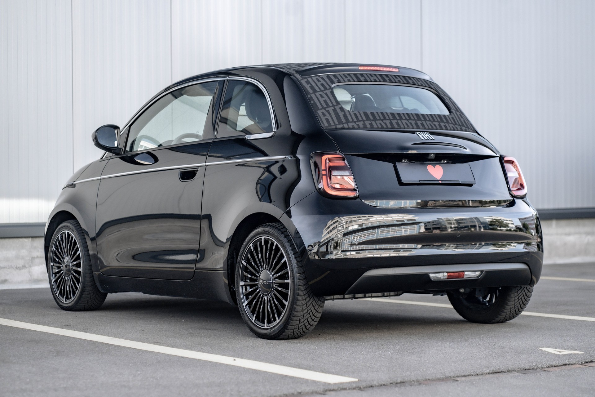 FIAT 500 C electric 87 kW La Prima * FRISCH AB MFK * TRAUMHAFTE AUSSTATTUNG *-showroom-element-3