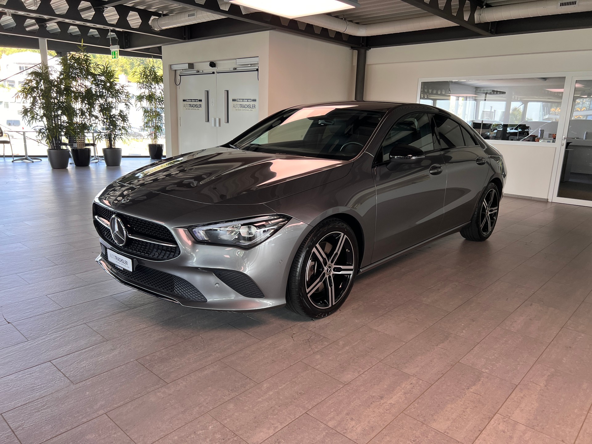 MERCEDES-BENZ CLA 250 4Matic Swiss Star 7G-DCT-image-3
