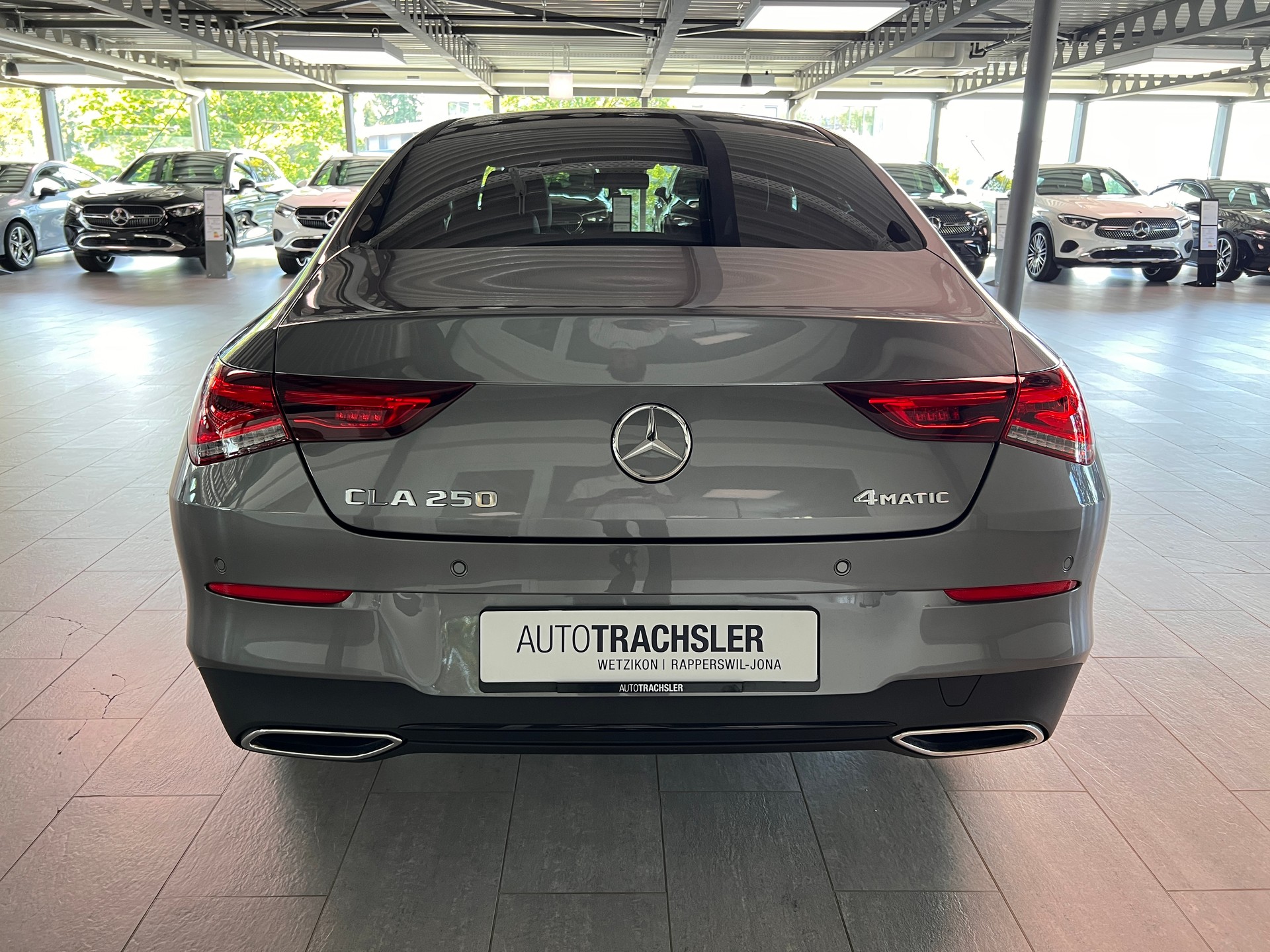 MERCEDES-BENZ CLA 250 4Matic Swiss Star 7G-DCT-image-4