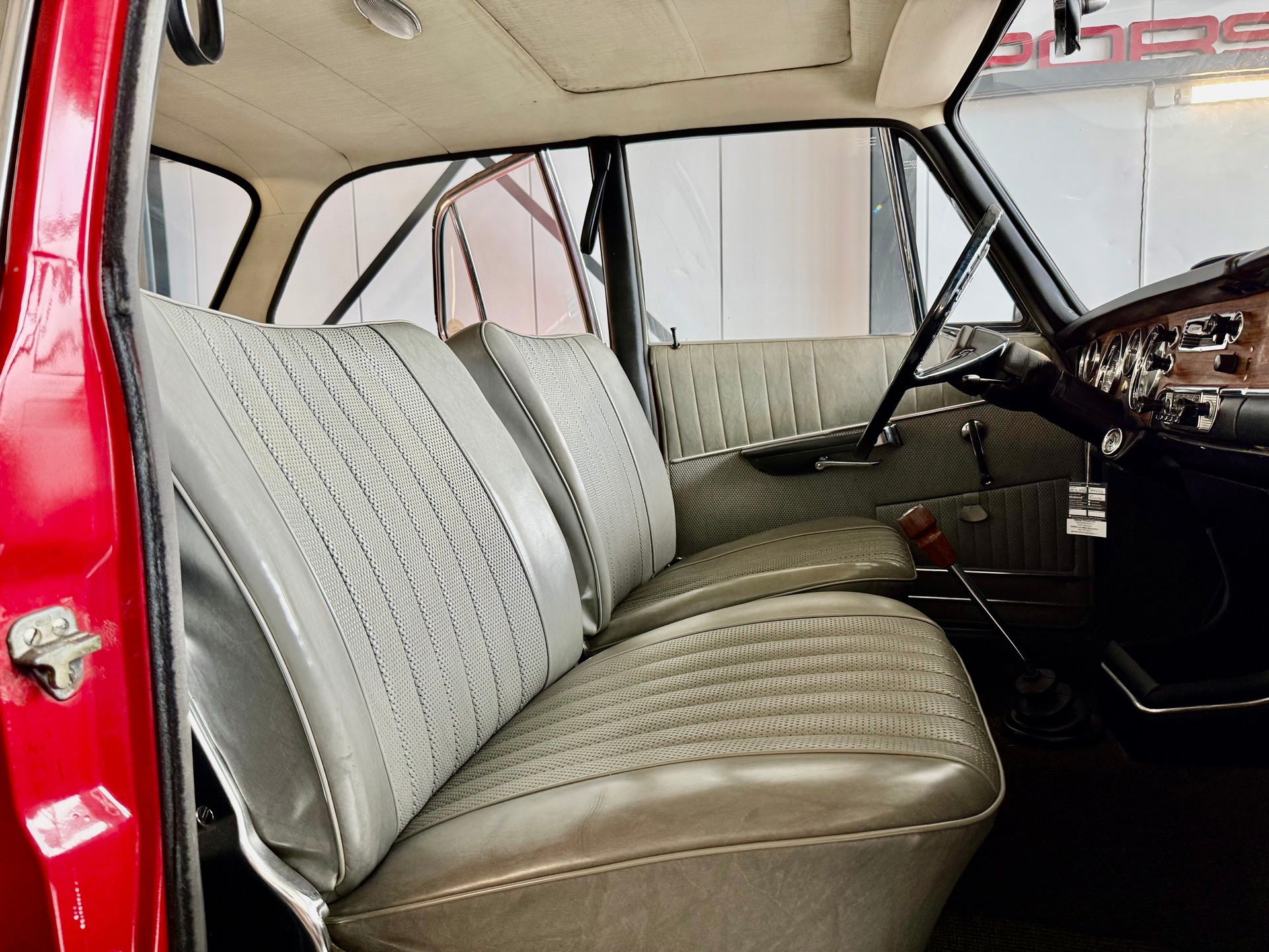 BMW 1800 Veterenenfahrzeug-image-11
