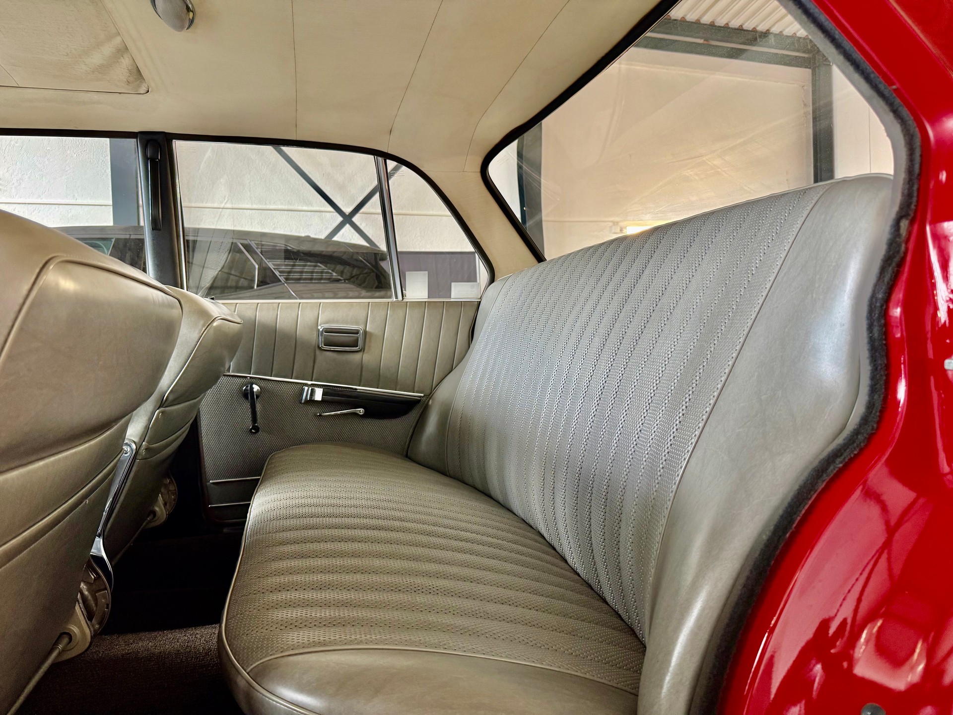 BMW 1800 Veterenenfahrzeug-image-12