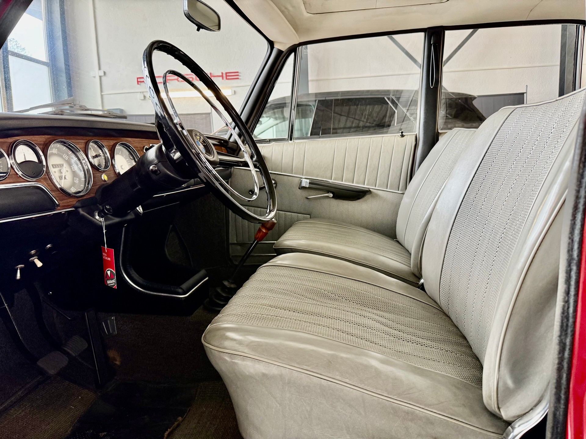 BMW 1800 Veterenenfahrzeug-image-10