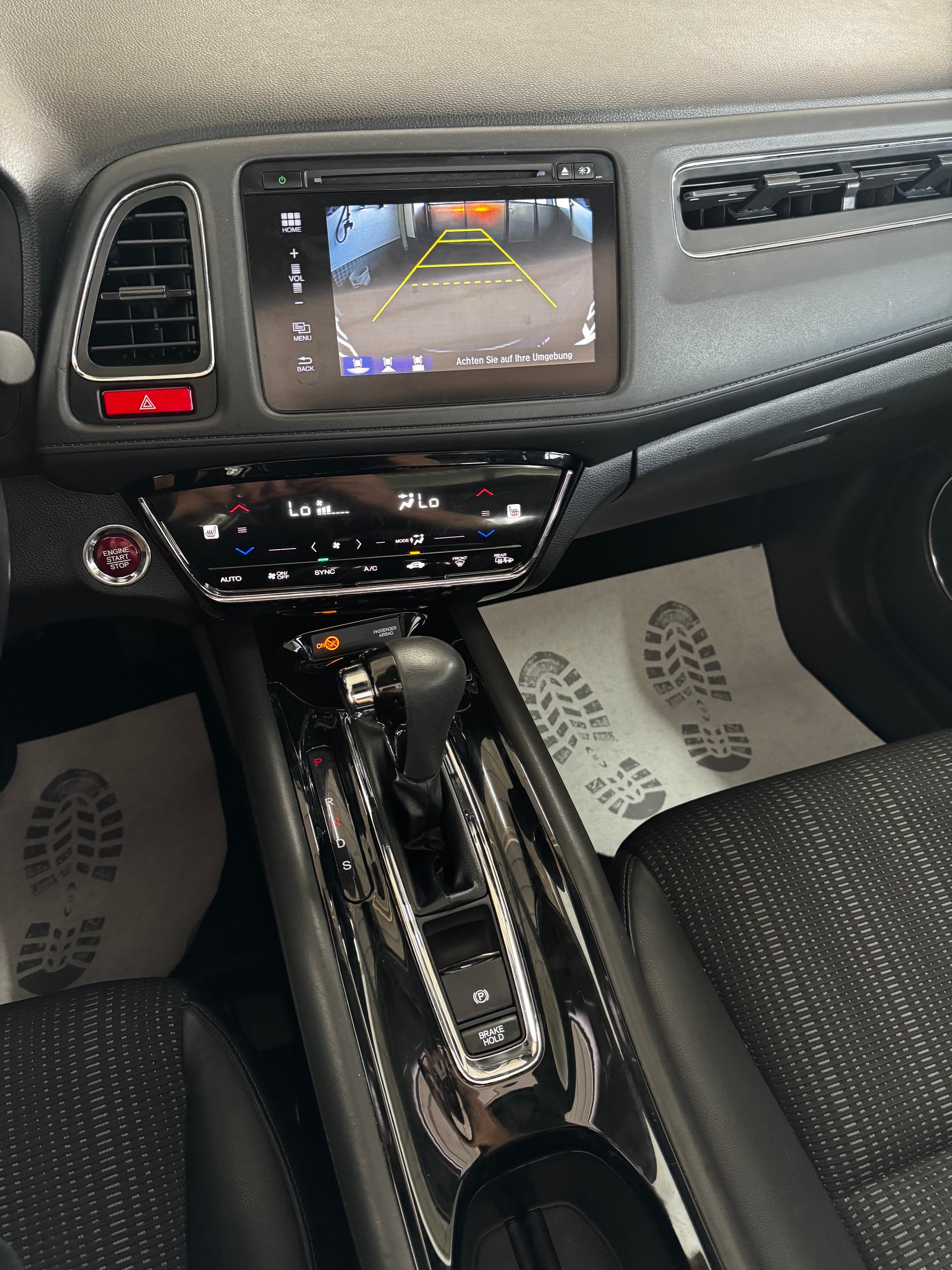 HONDA HR-V 1.5i-VTEC Executive CVT-image-17