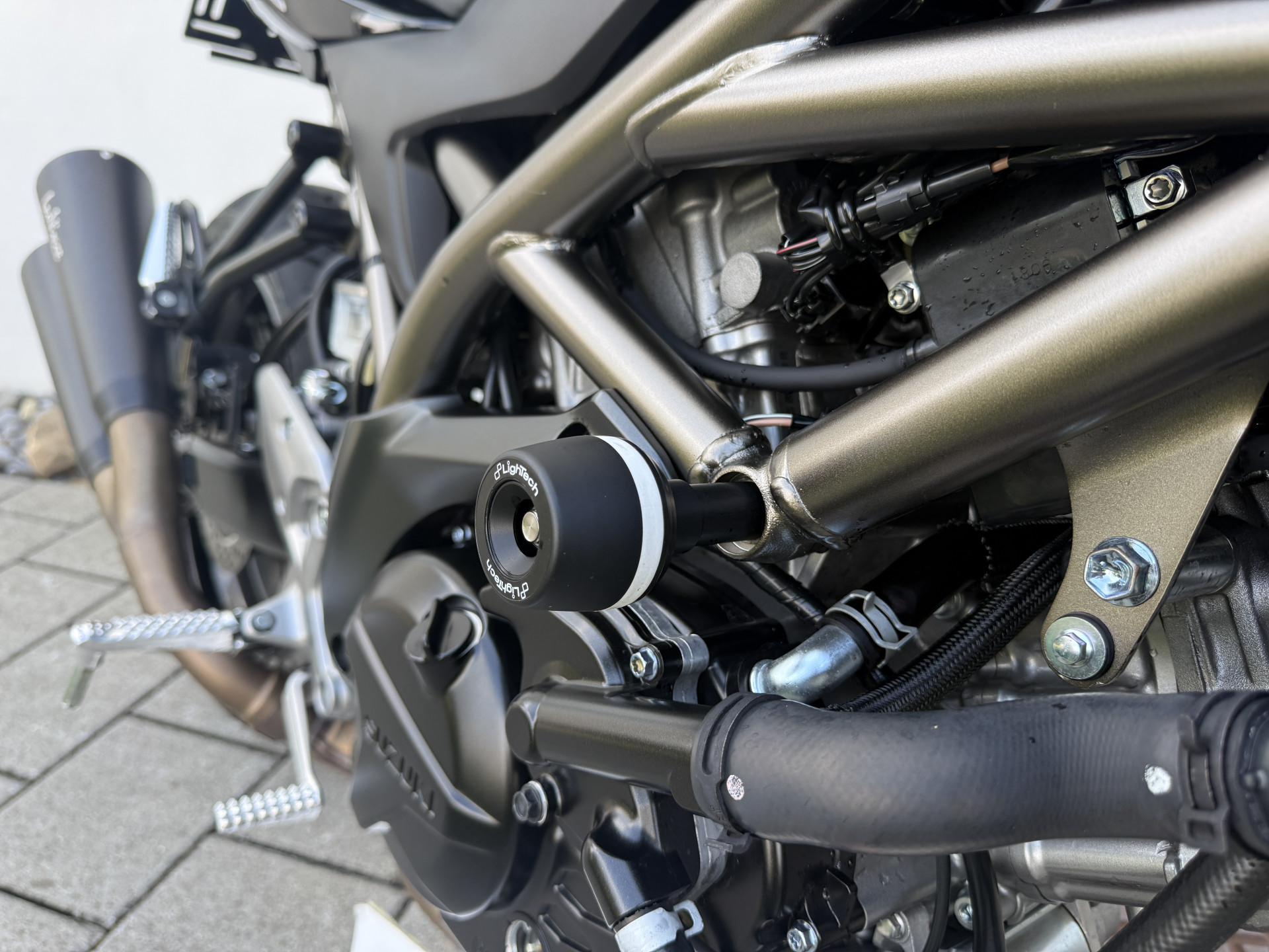 SUZUKI SV 650 A-image-8